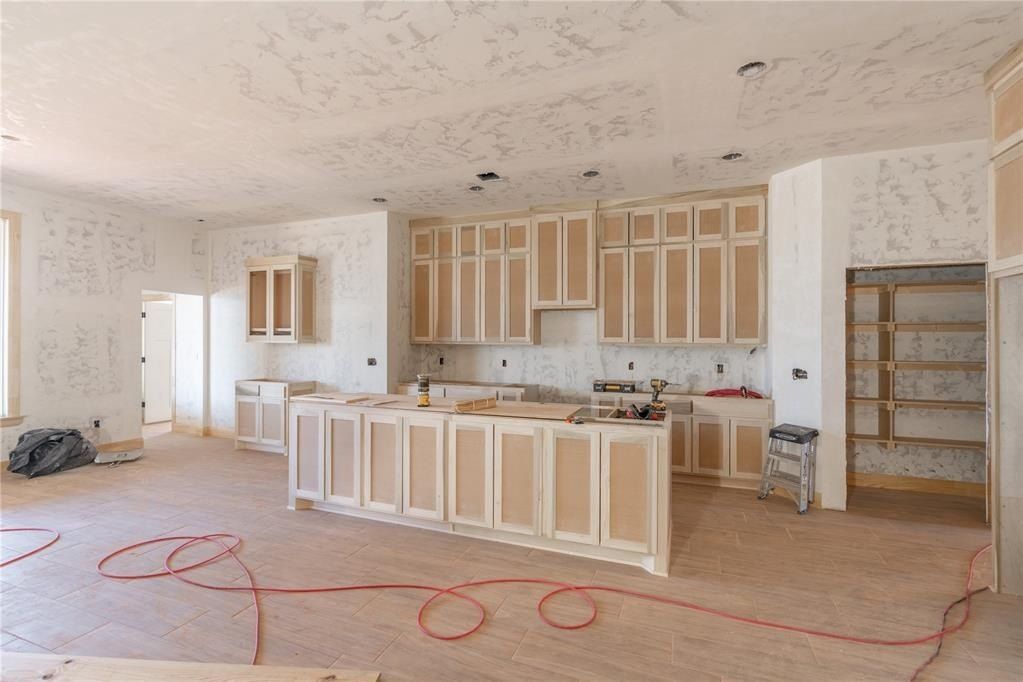 9313 Sw 39Th Street. Oklahoma City, OK 73179