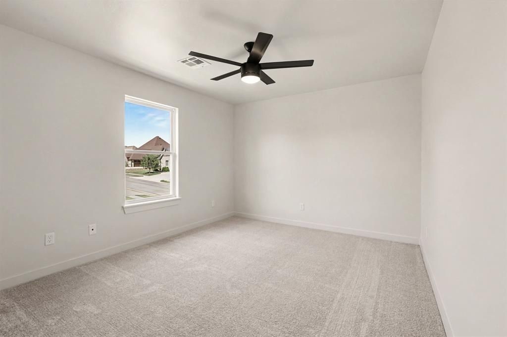 19640 Stratmore Way. Edmond, OK 73012