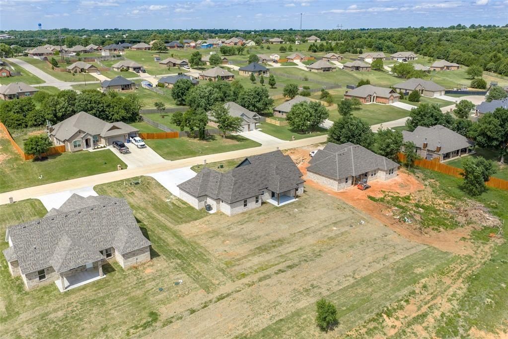11460 White Tail Ridge. Guthrie, OK 73044