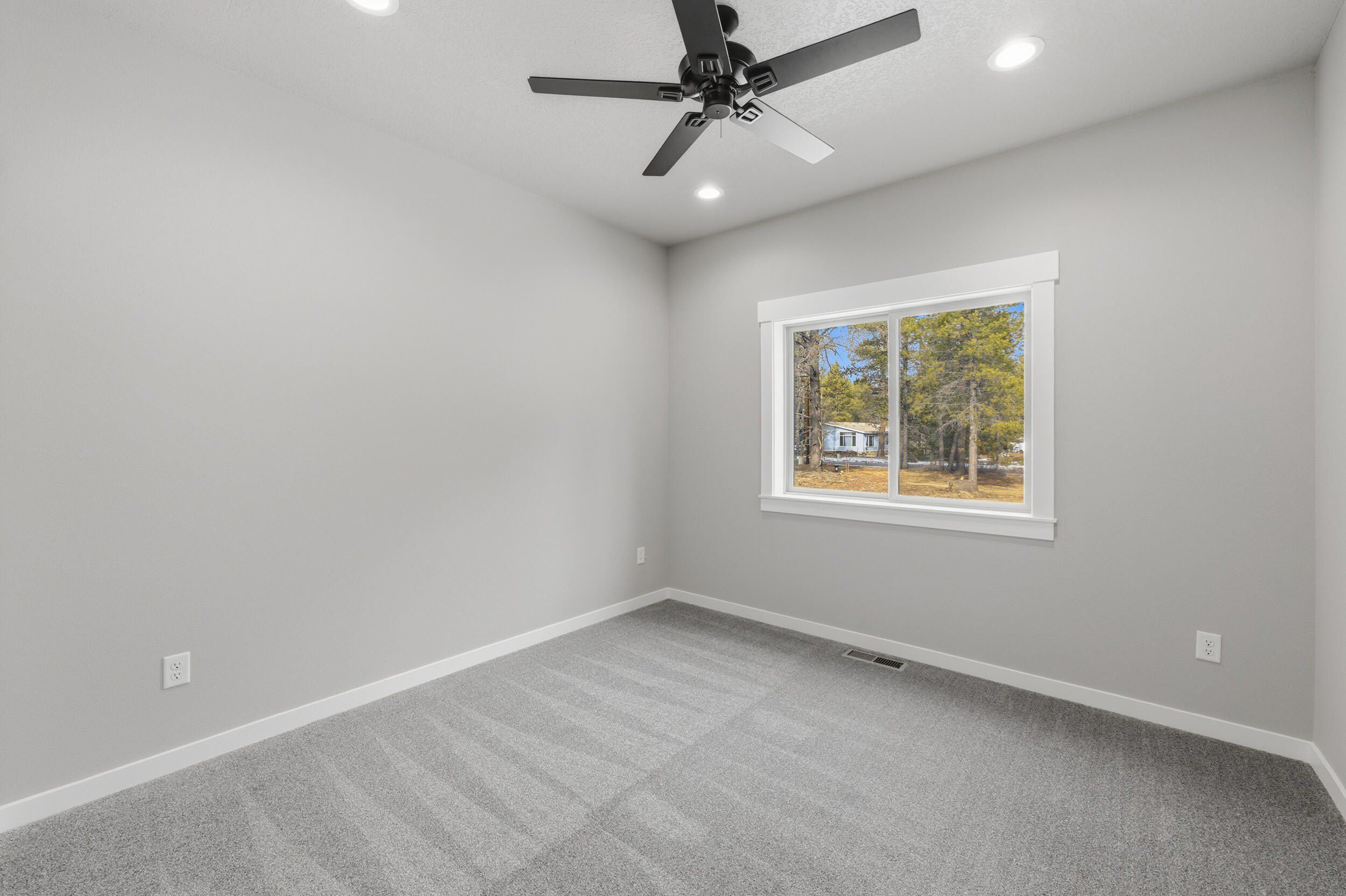 16083 Dyke Road. La Pine, OR 97739
