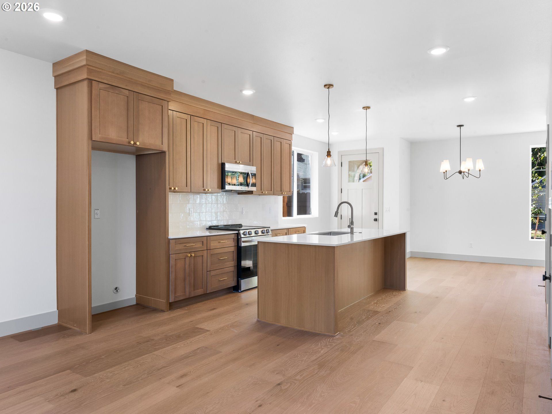 7694 N Montana Ave. Portland, OR 97217