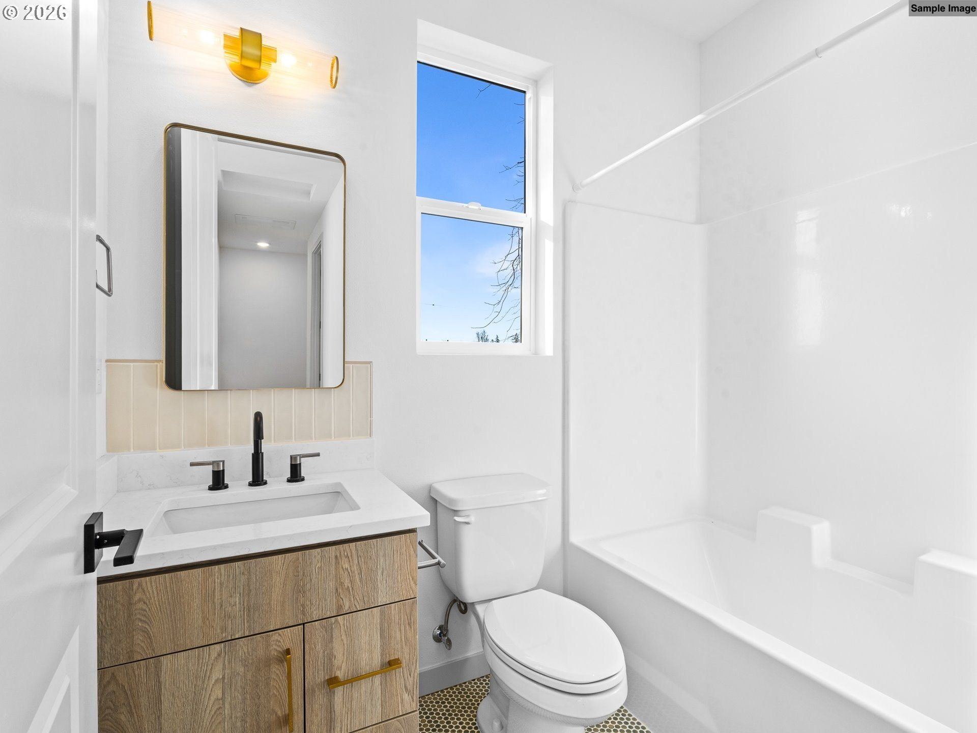 7458 Se Tolman St. Portland, OR 97206