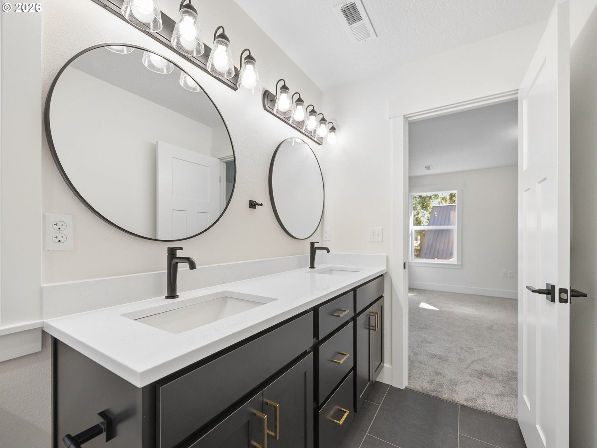 65065 E Lupine Dr. Rhododendron, OR 97049