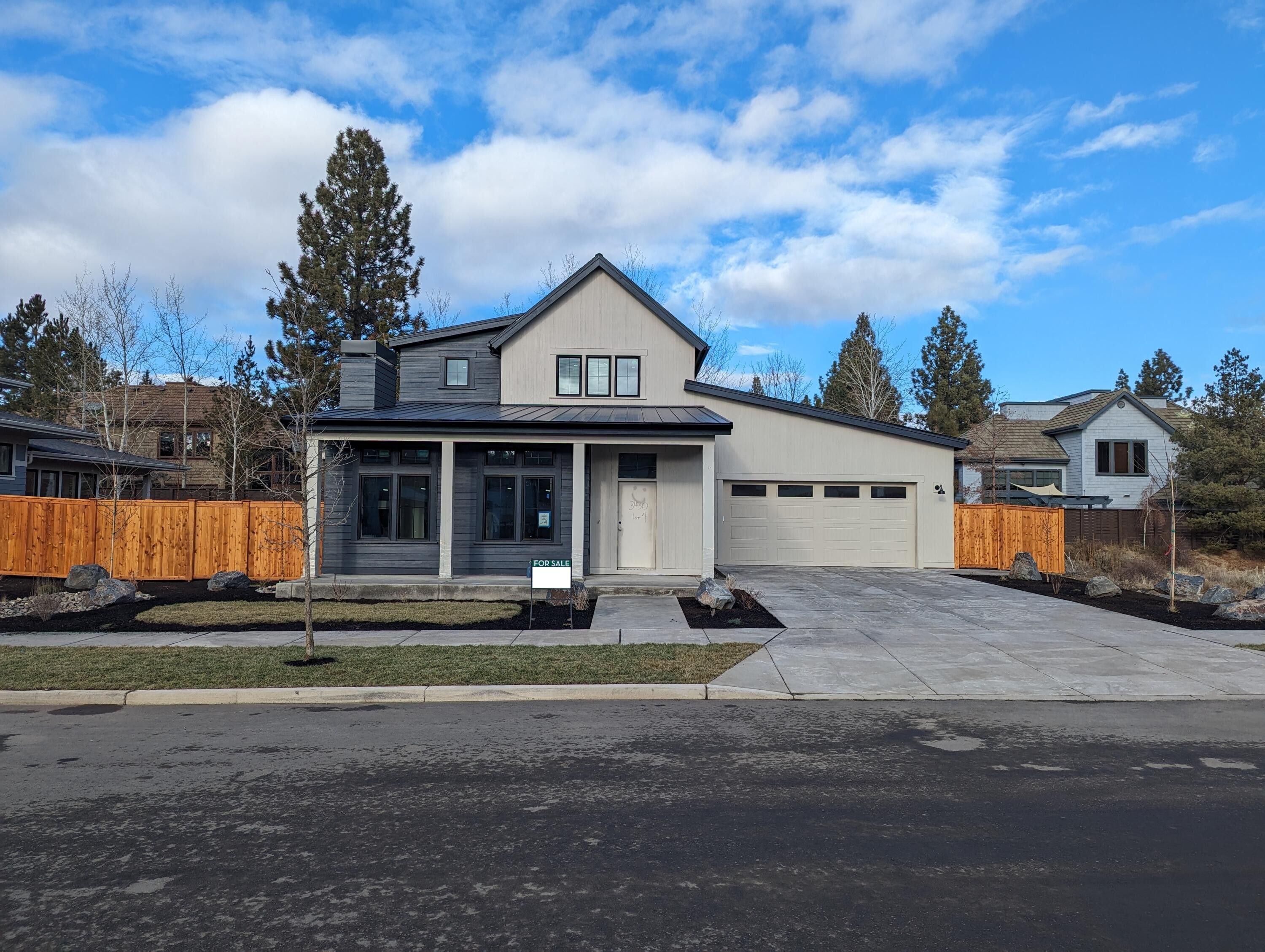 3430 Nw Jackwood Place. Bend, OR 97703