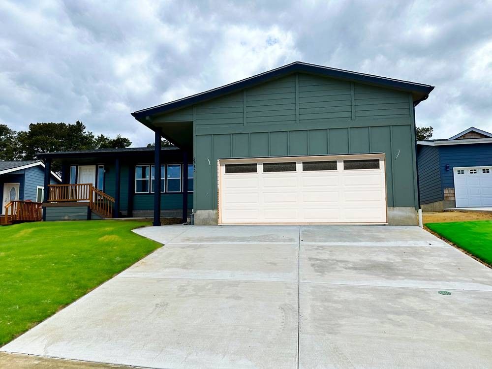2345 Sw Green Ln. Waldport, OR 97394