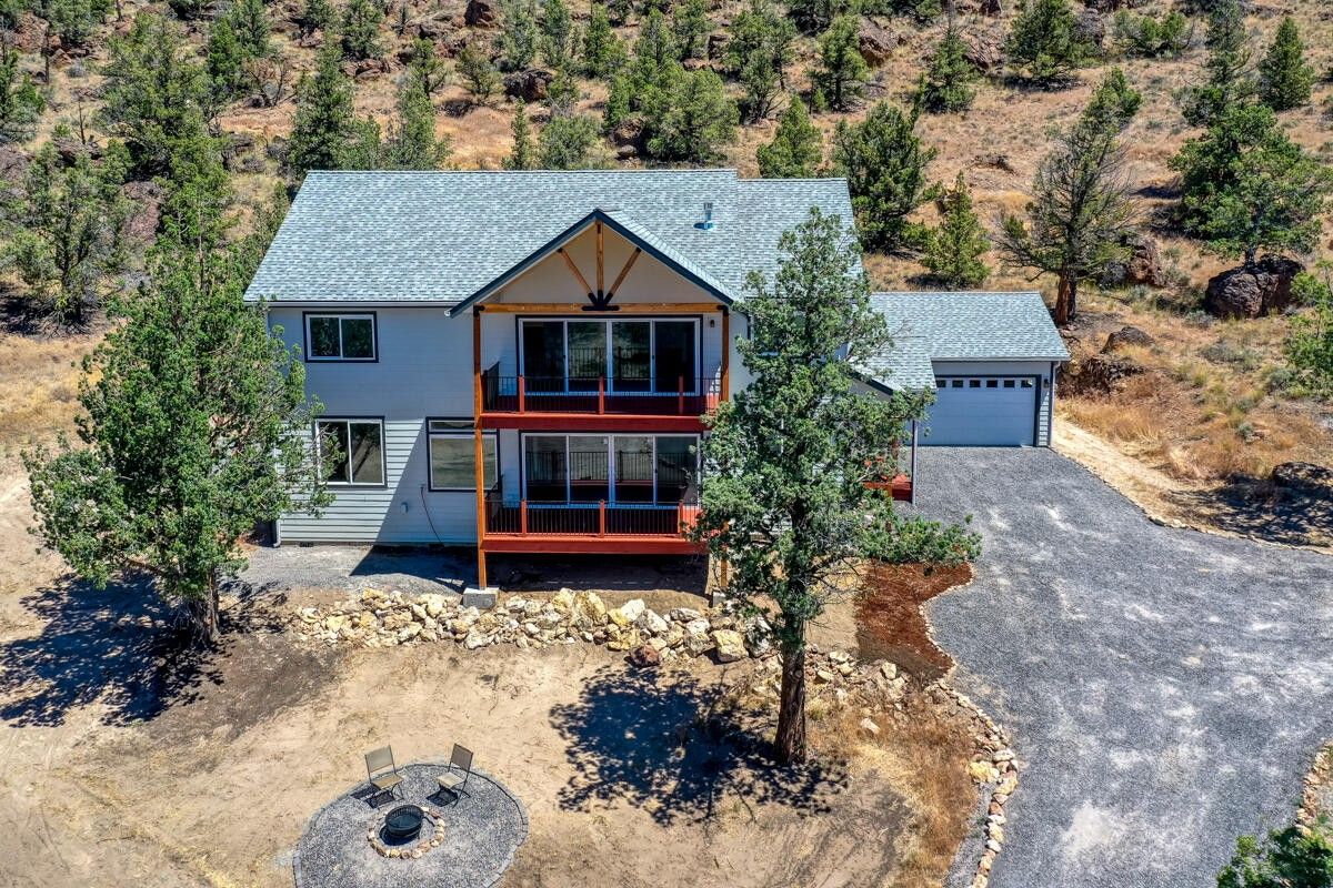 9889 Se Pavati Drive. Prineville, OR 97754