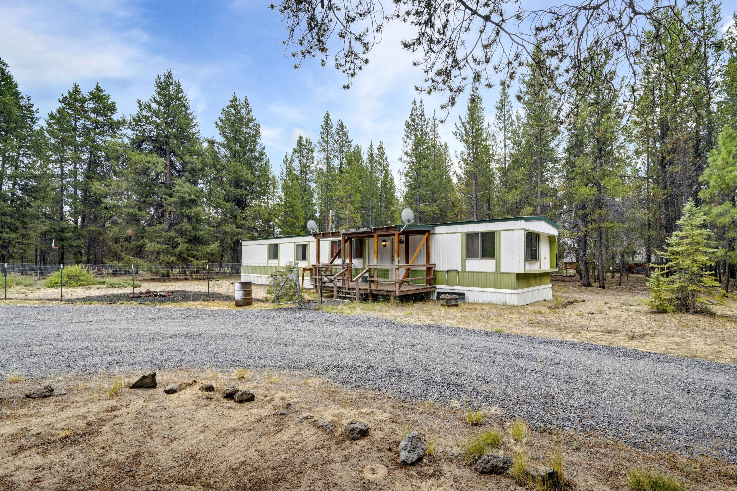 15547 Emerald Drive. La Pine, OR 97739