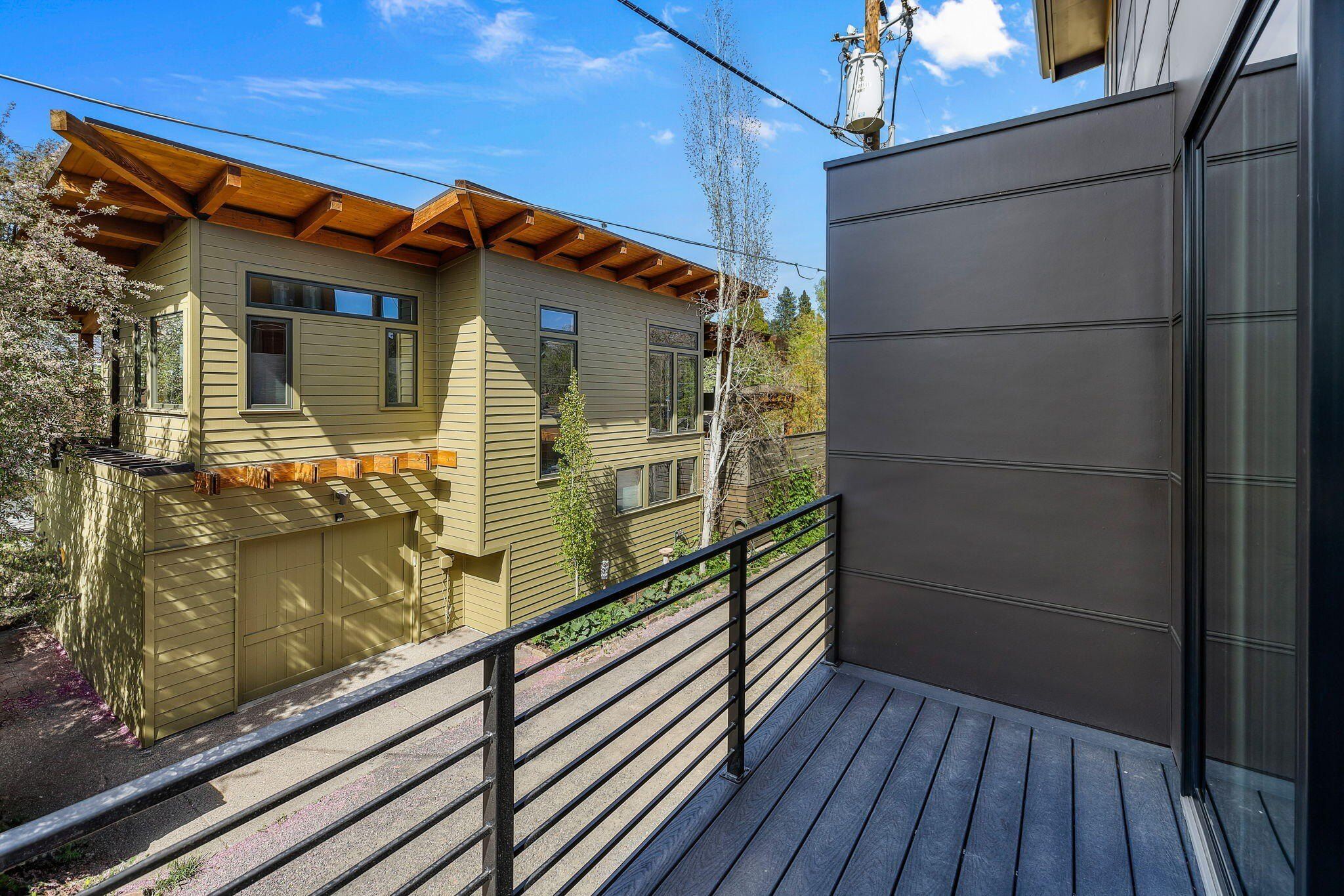 20 Nw Mccann Avenue. Bend, OR 97703