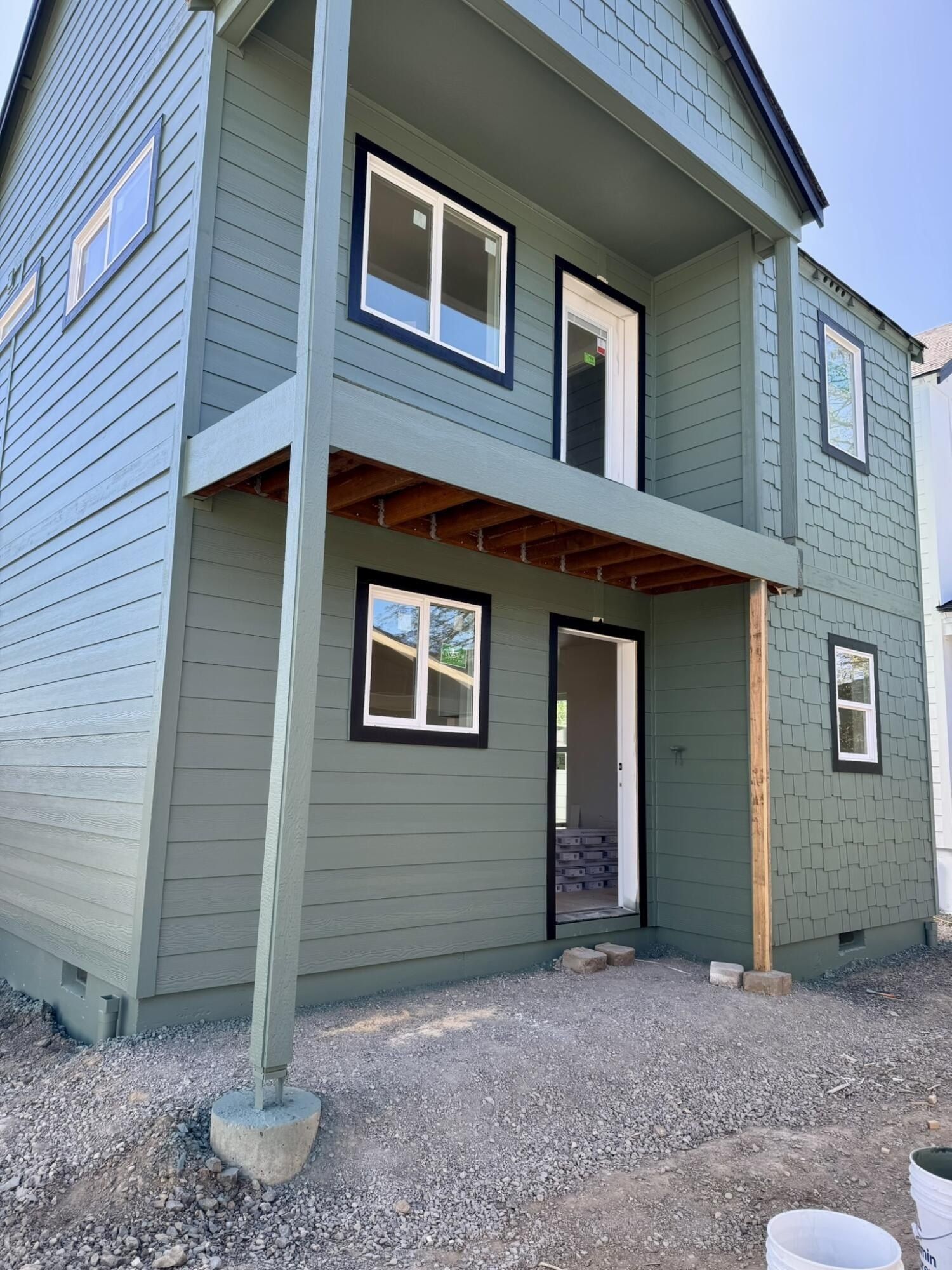 1164 Woodrow Lane. Medford, OR 97504