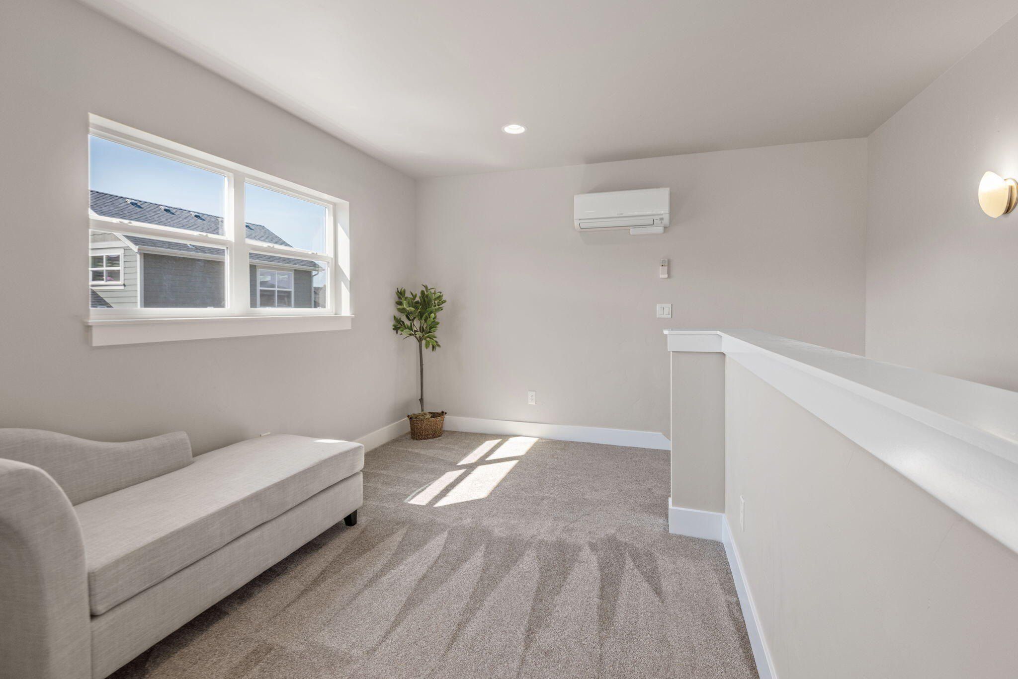 2755 Sw Greens Boulevard. Redmond, OR 97756