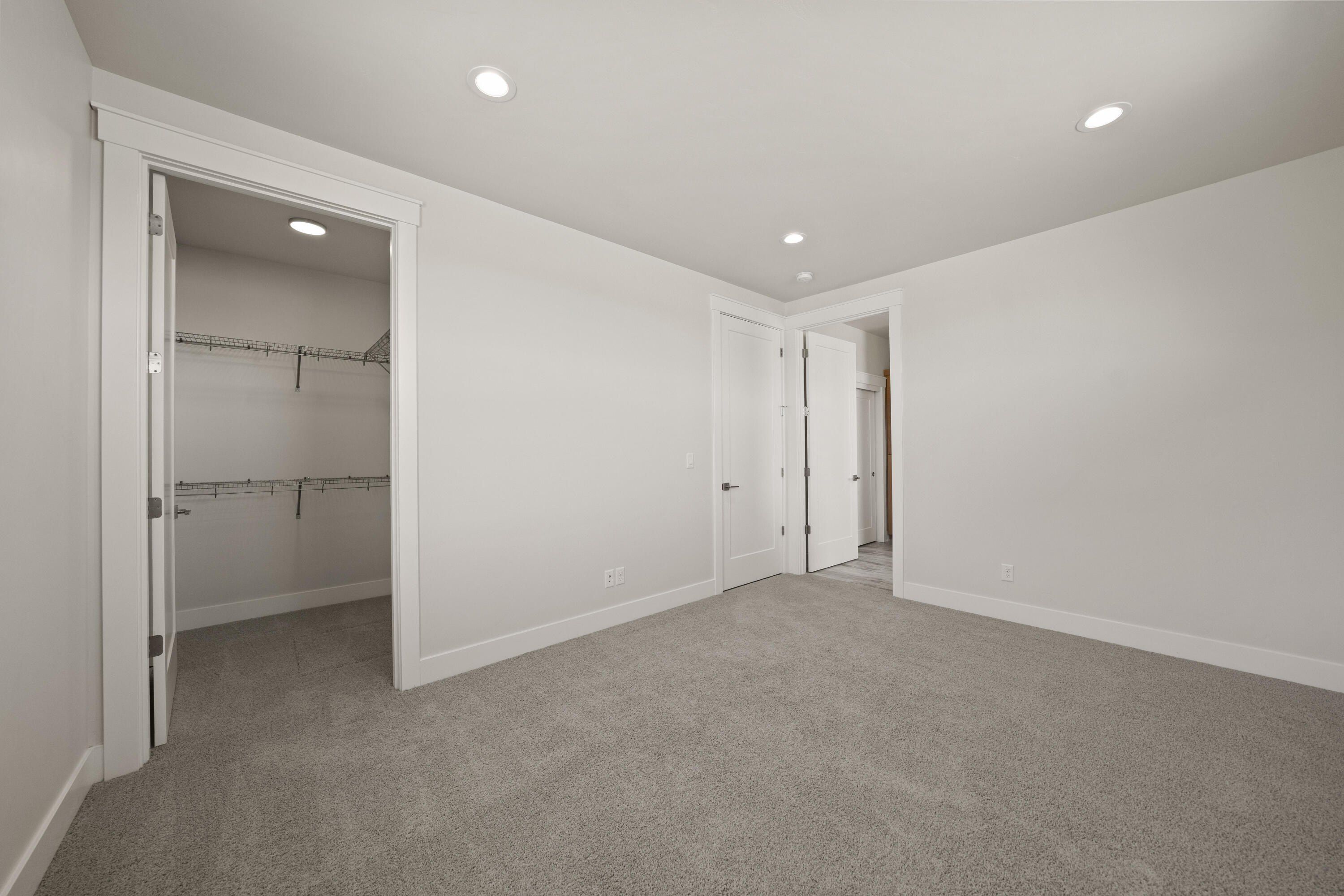 2633 Nw Redwood Circle. Redmond, OR 97756