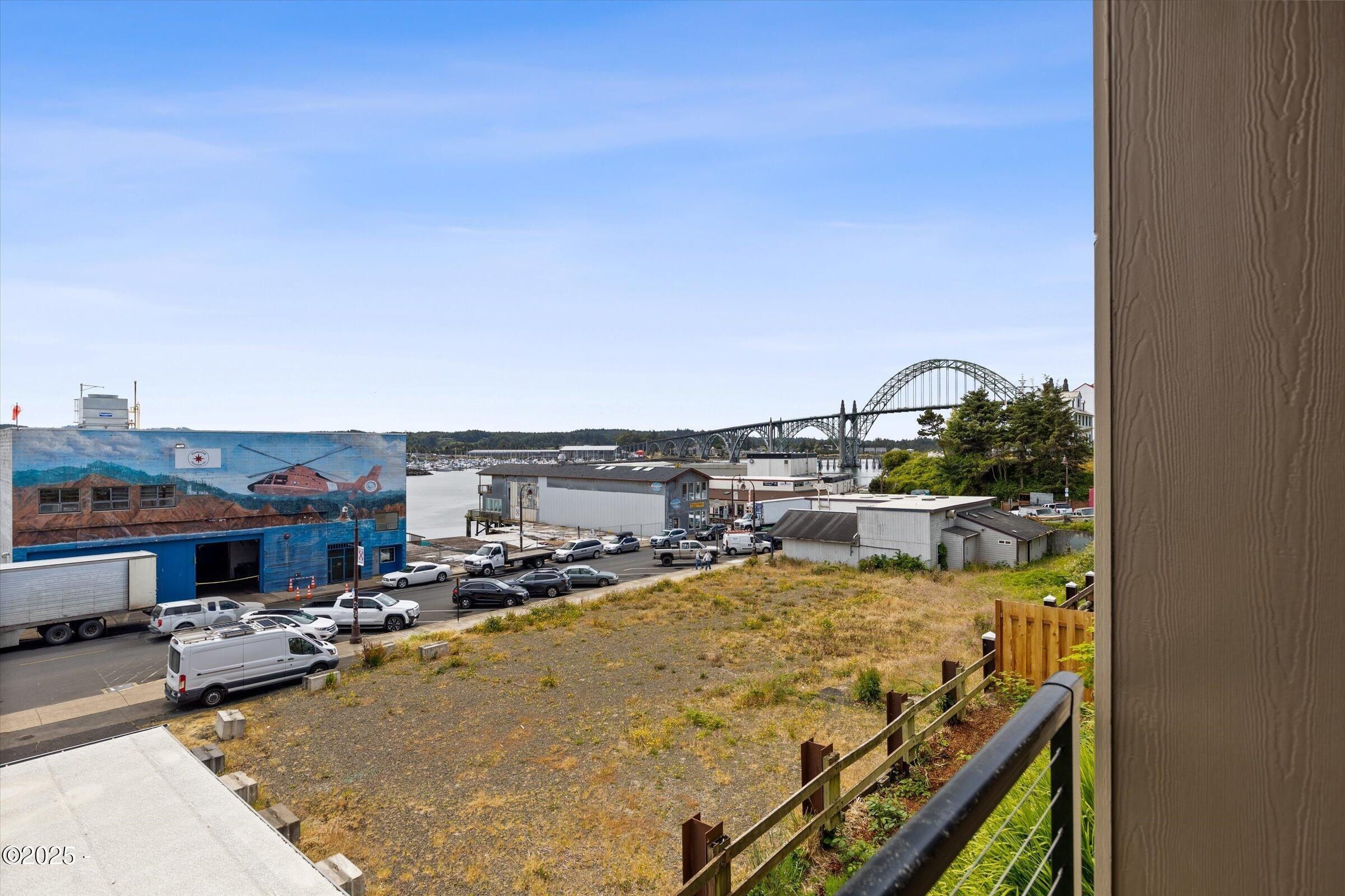 815 Sw 13Th Street Unit 3. Newport, OR 97365