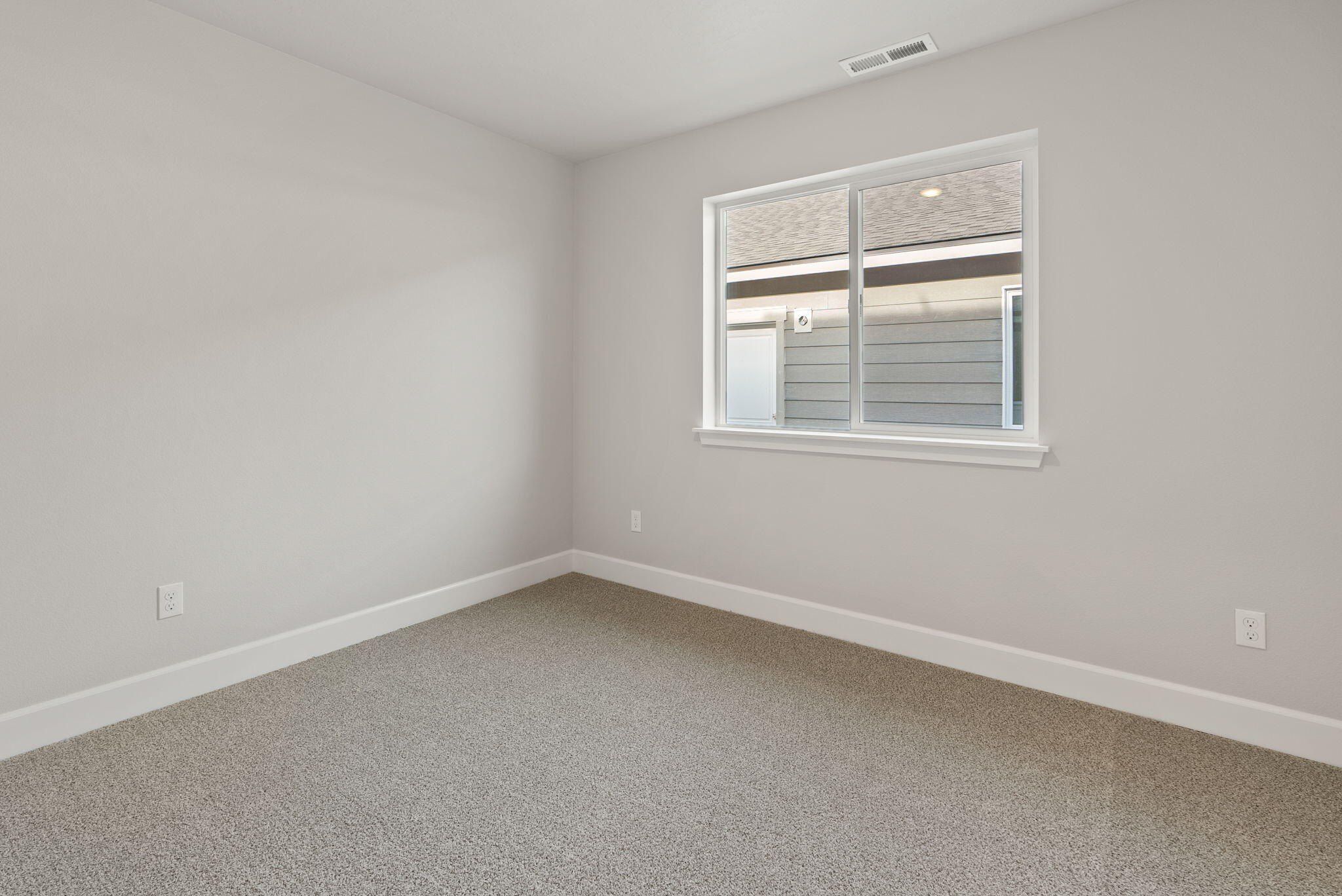 1144 Nw Varnish Lane. Redmond, OR 97756