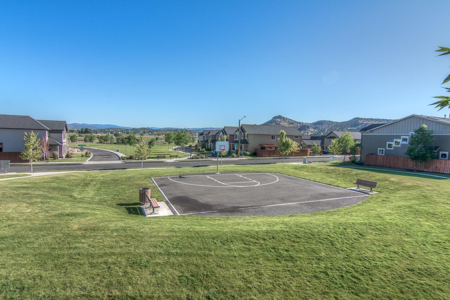 1403 Ne Whistle Way. Prineville, OR 97754