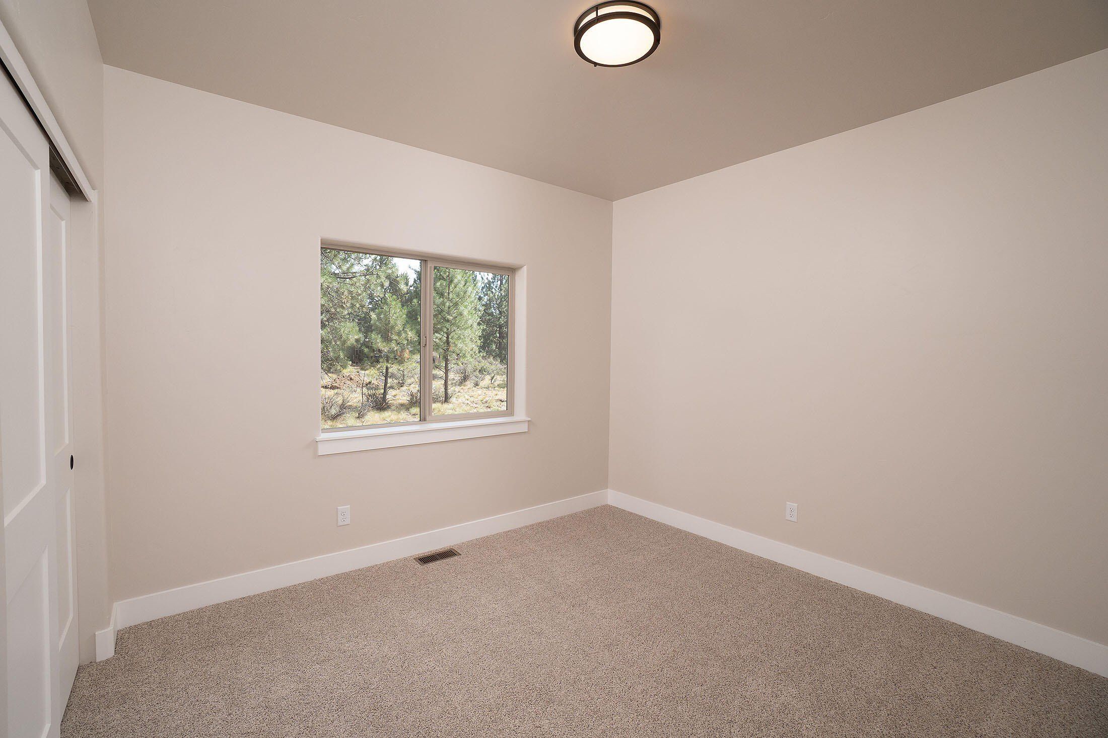 60340 Hiawatha Lane. Bend, OR 97702