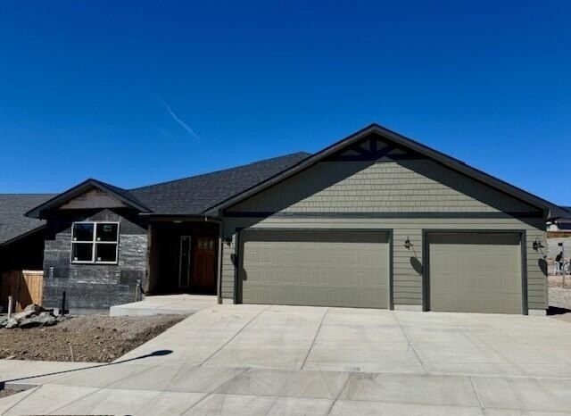 3317 Tree Top Drive. Medford, OR 97504