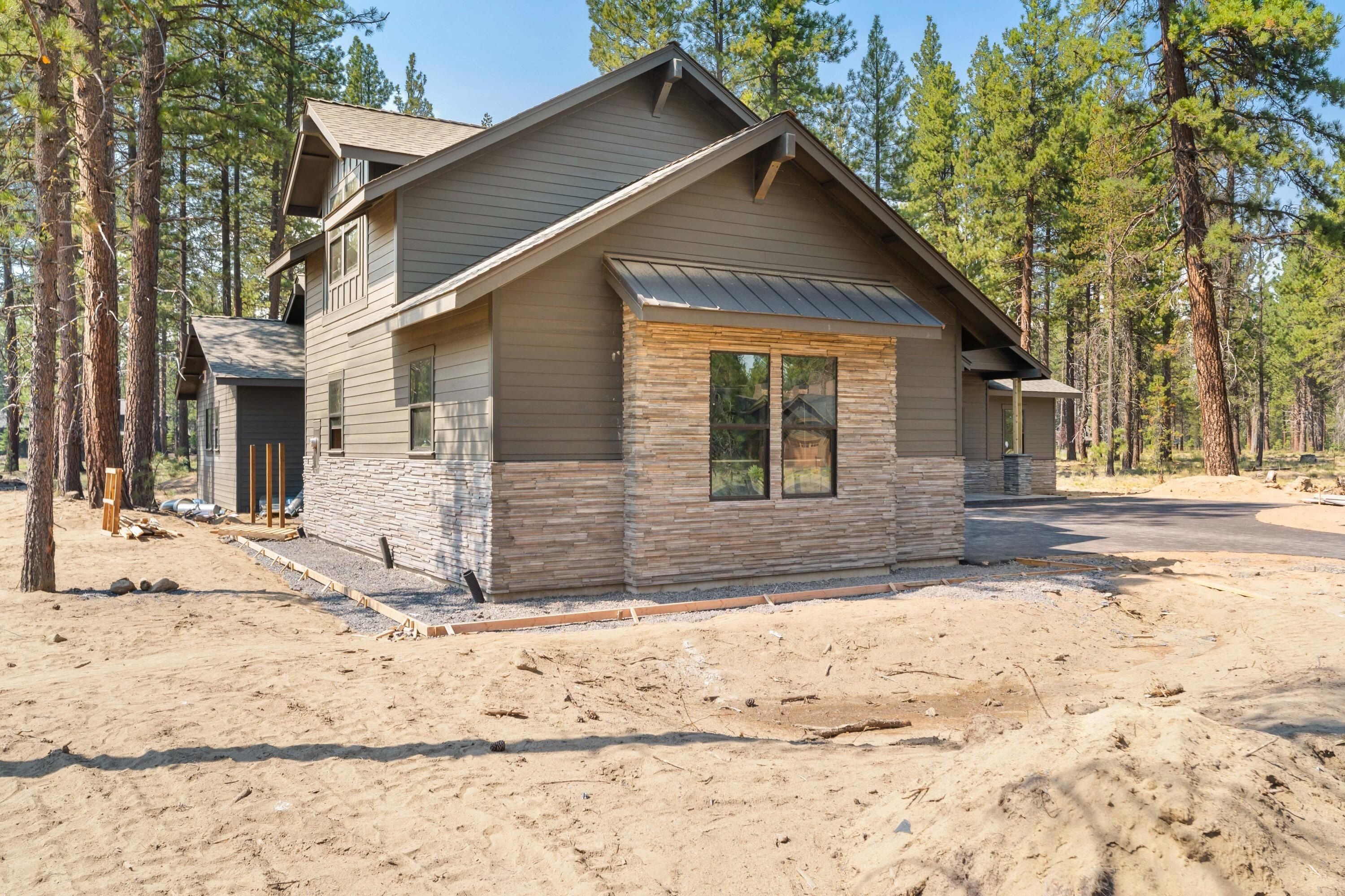 56244 Rockcress Lane. Bend, OR 97707