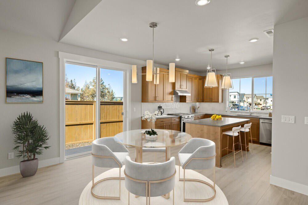 20875 Se Delta Drive. Bend, OR 97702