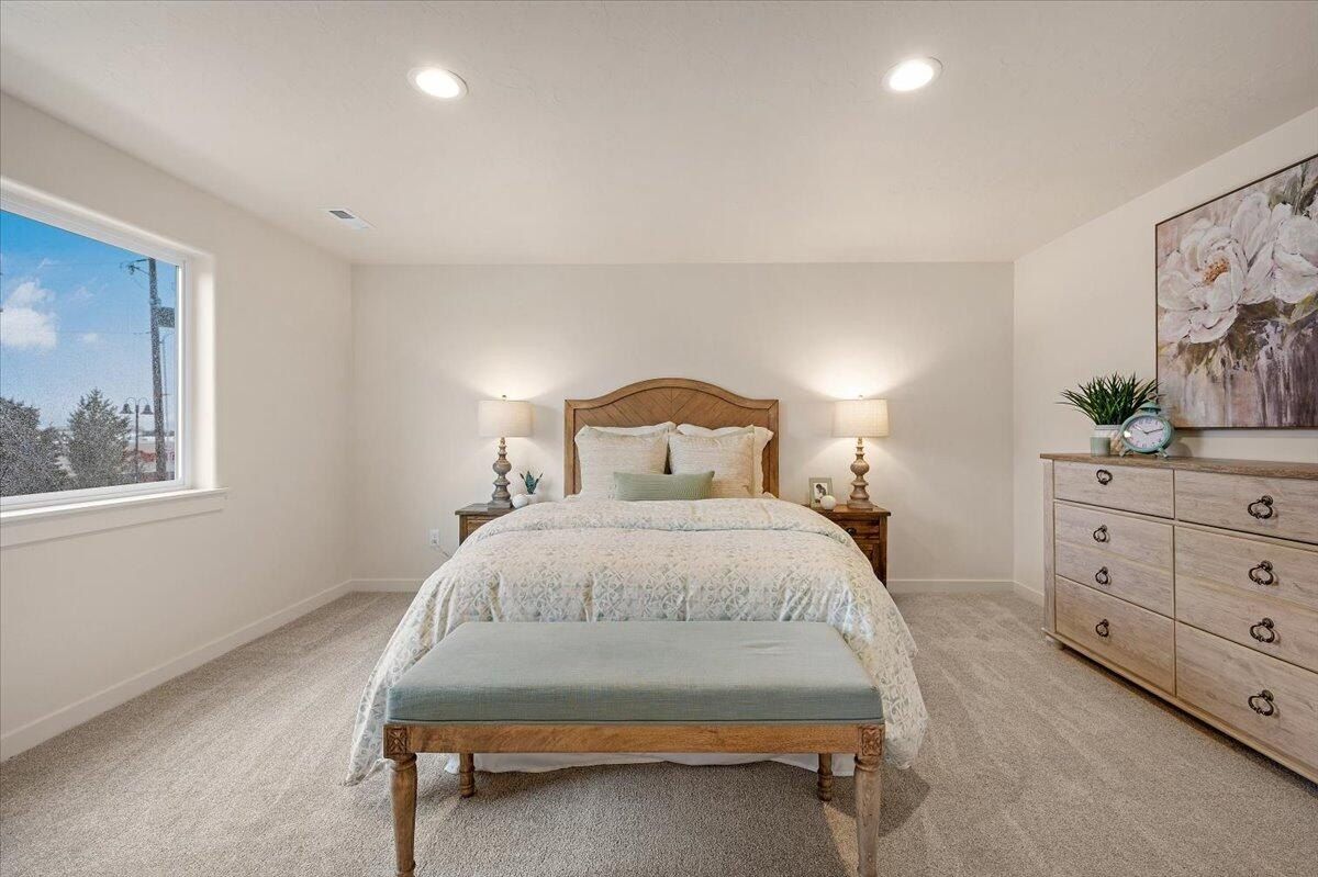 21430 Livingston Drive. Bend, OR 97701