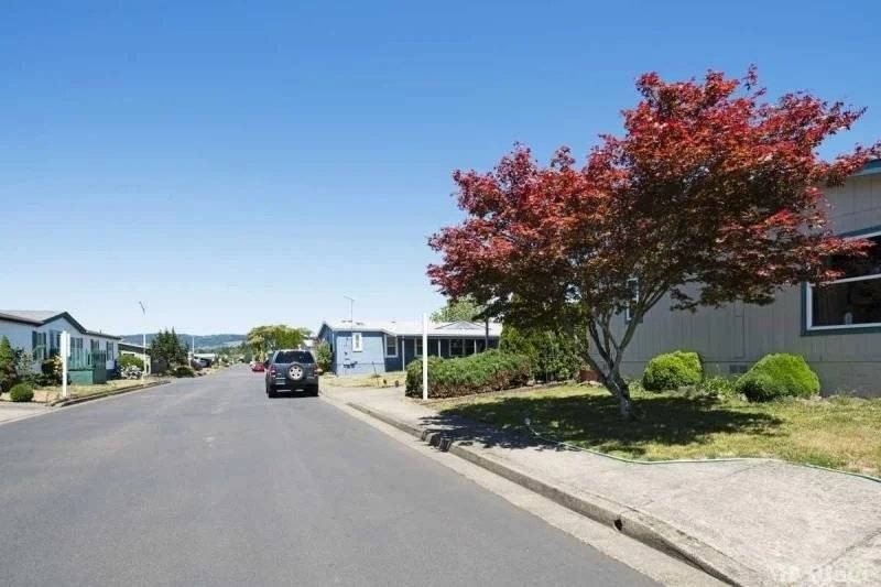 1000 S Mckern Court. Newberg, OR 97132