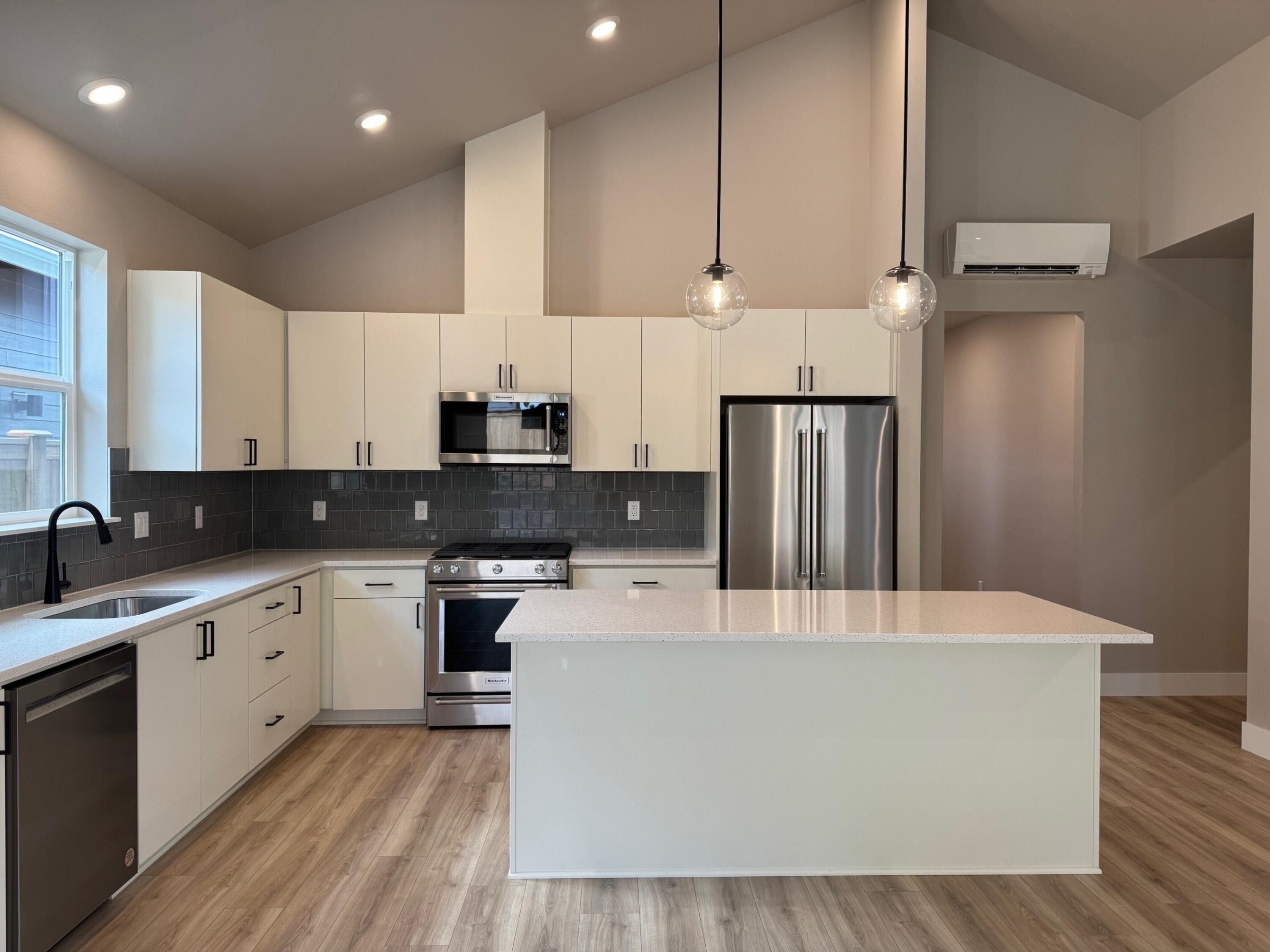 61194 Se Berkshire Way. Bend, OR 97702