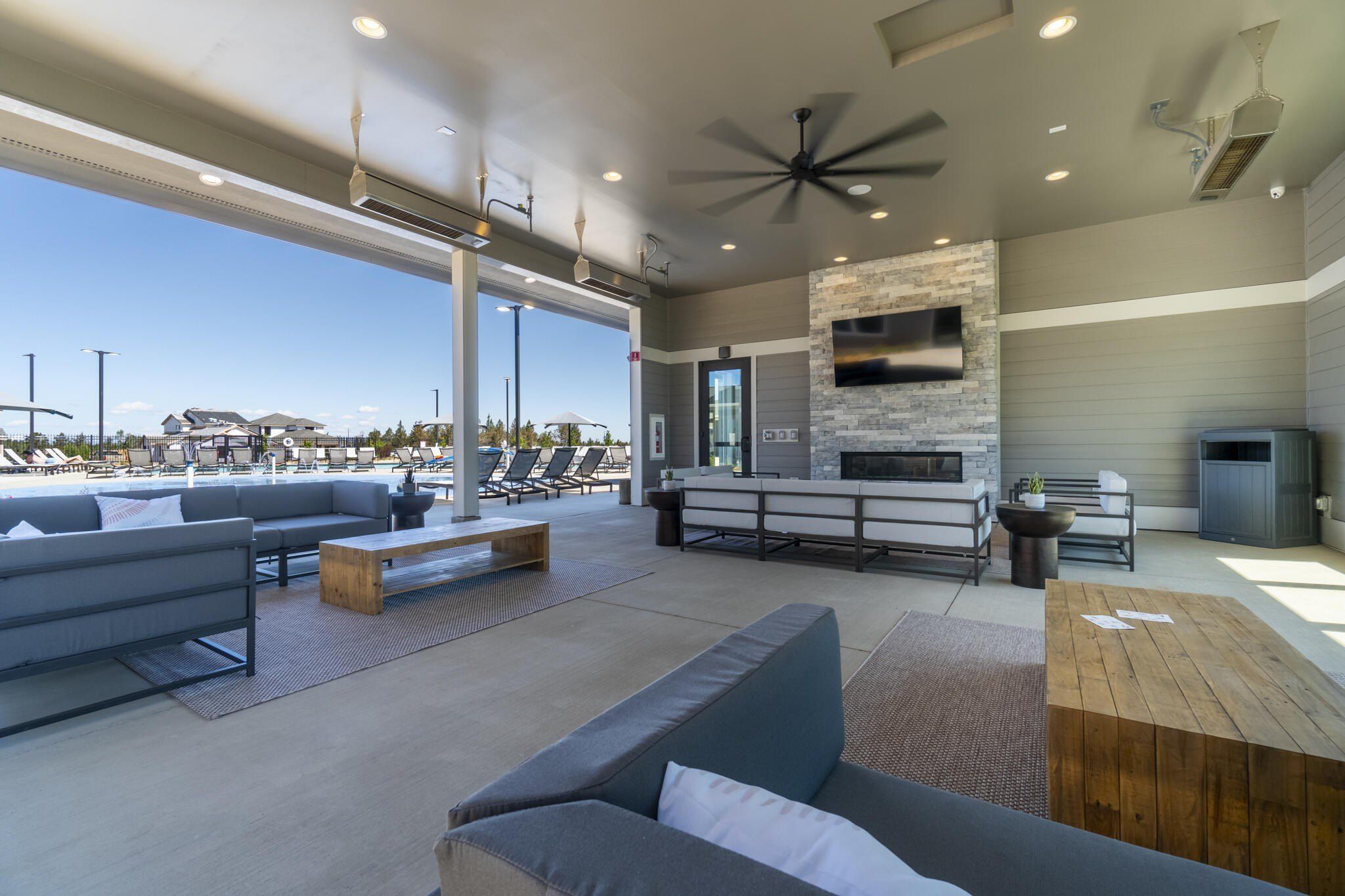 3962 Ne Oakside Loop. Bend, OR 97701