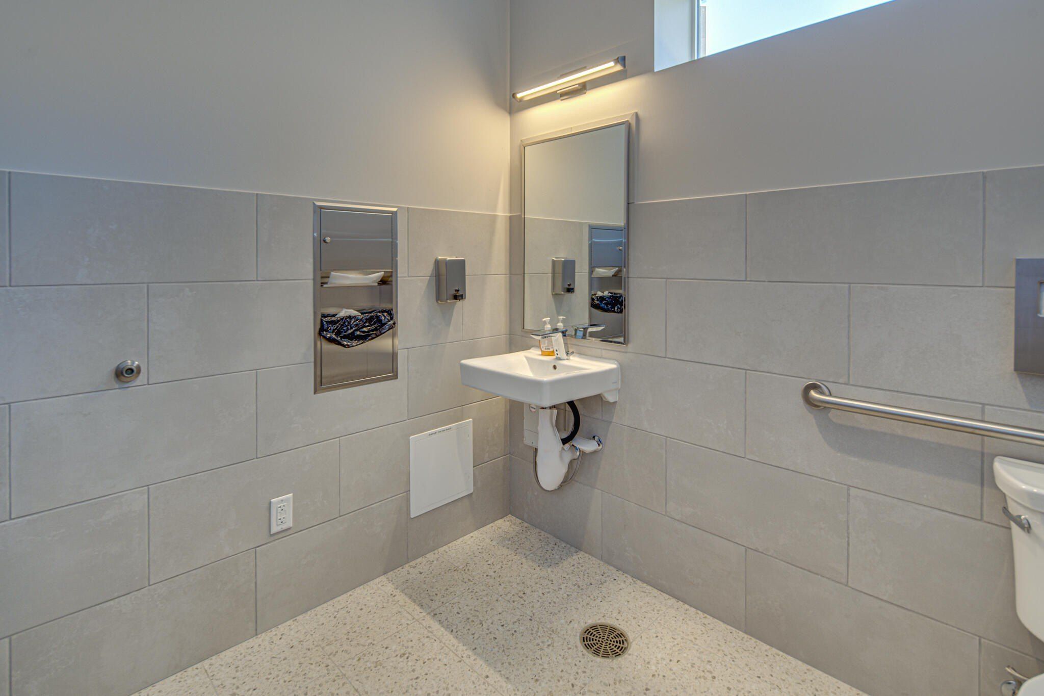 3093 Ne Nipper Road. Bend, OR 97701