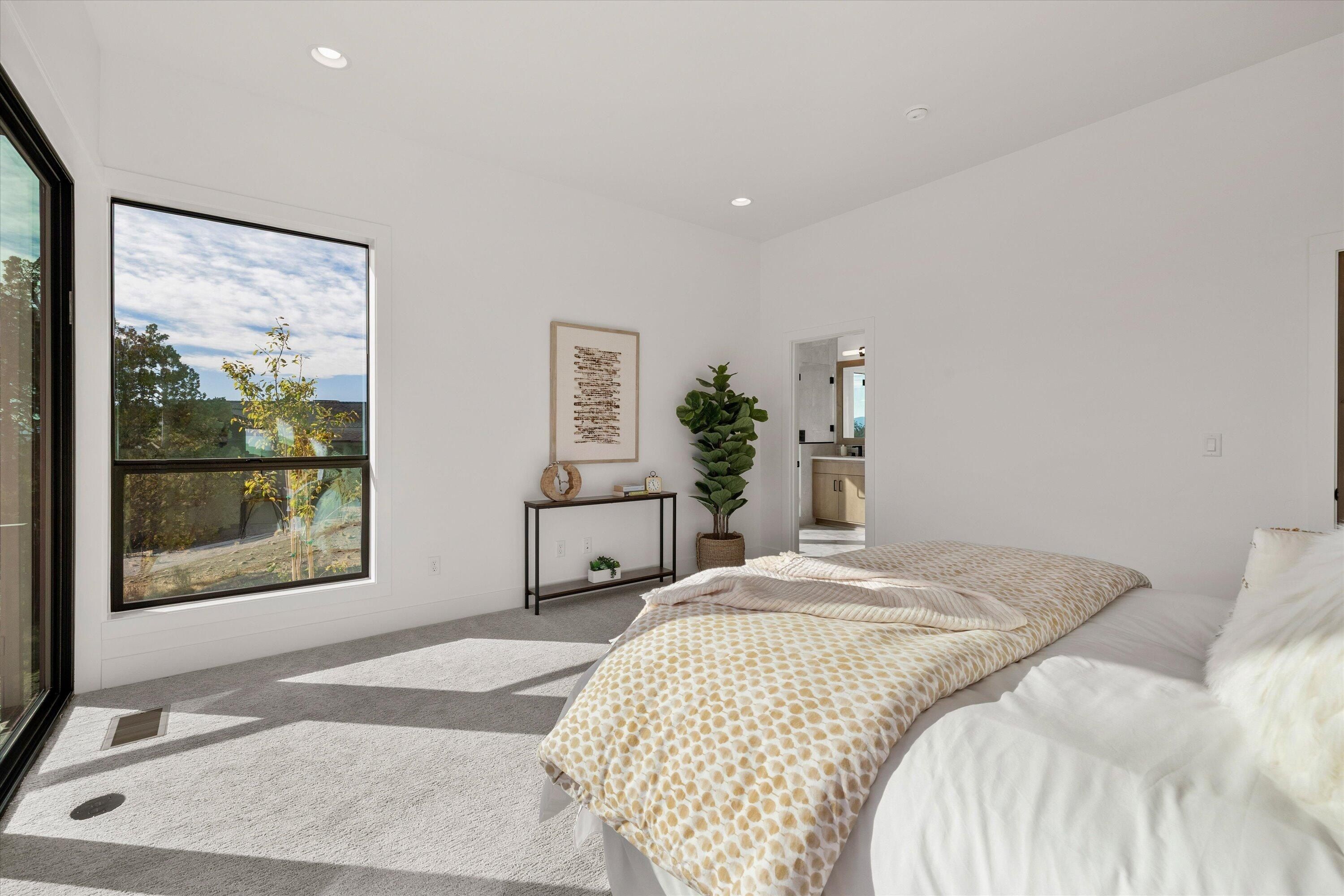 13210 Sw Seven Peaks Loop. Powell Butte, OR 97753