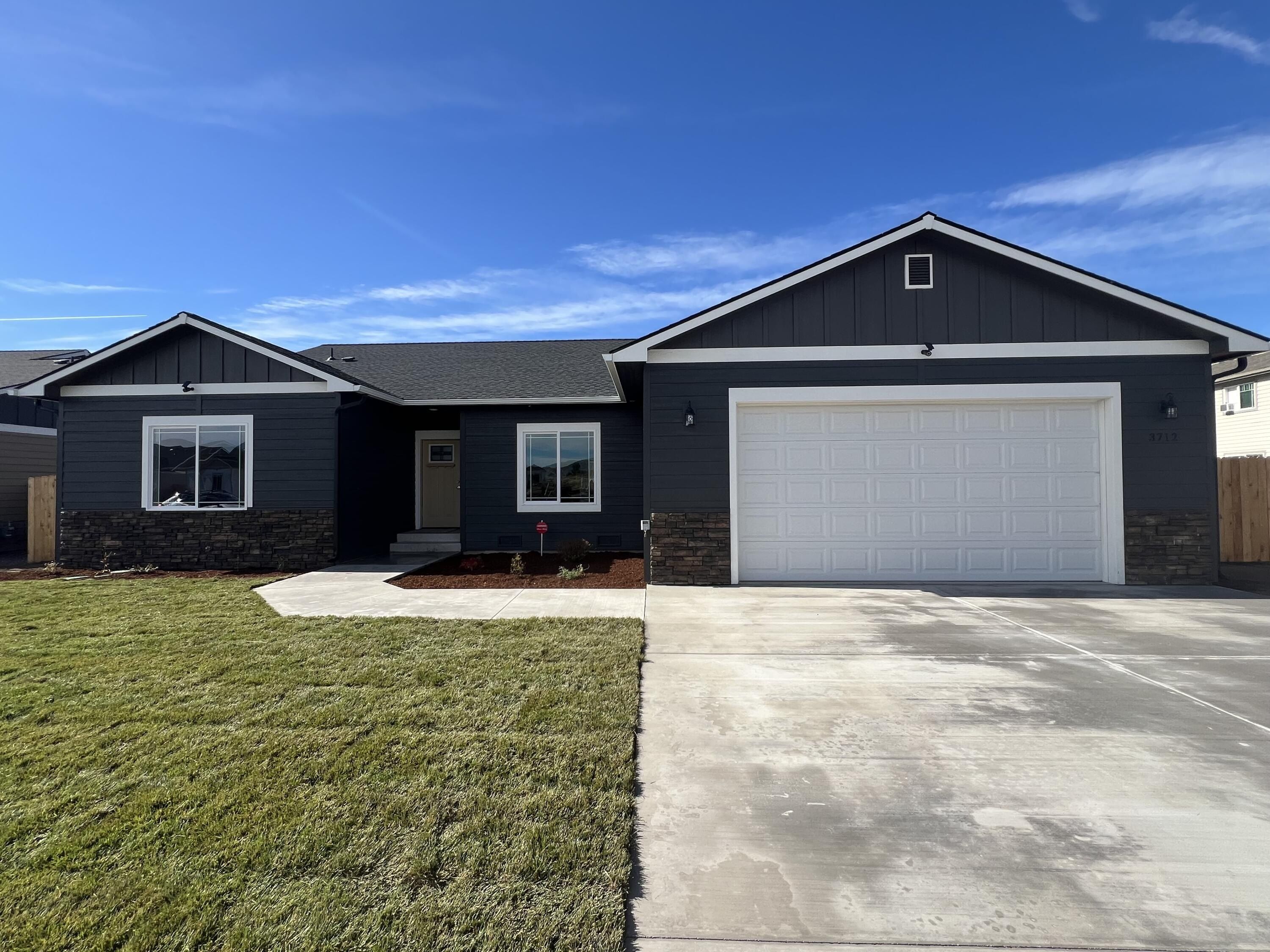 3712 La Habra Way. Klamath Falls, OR 97603