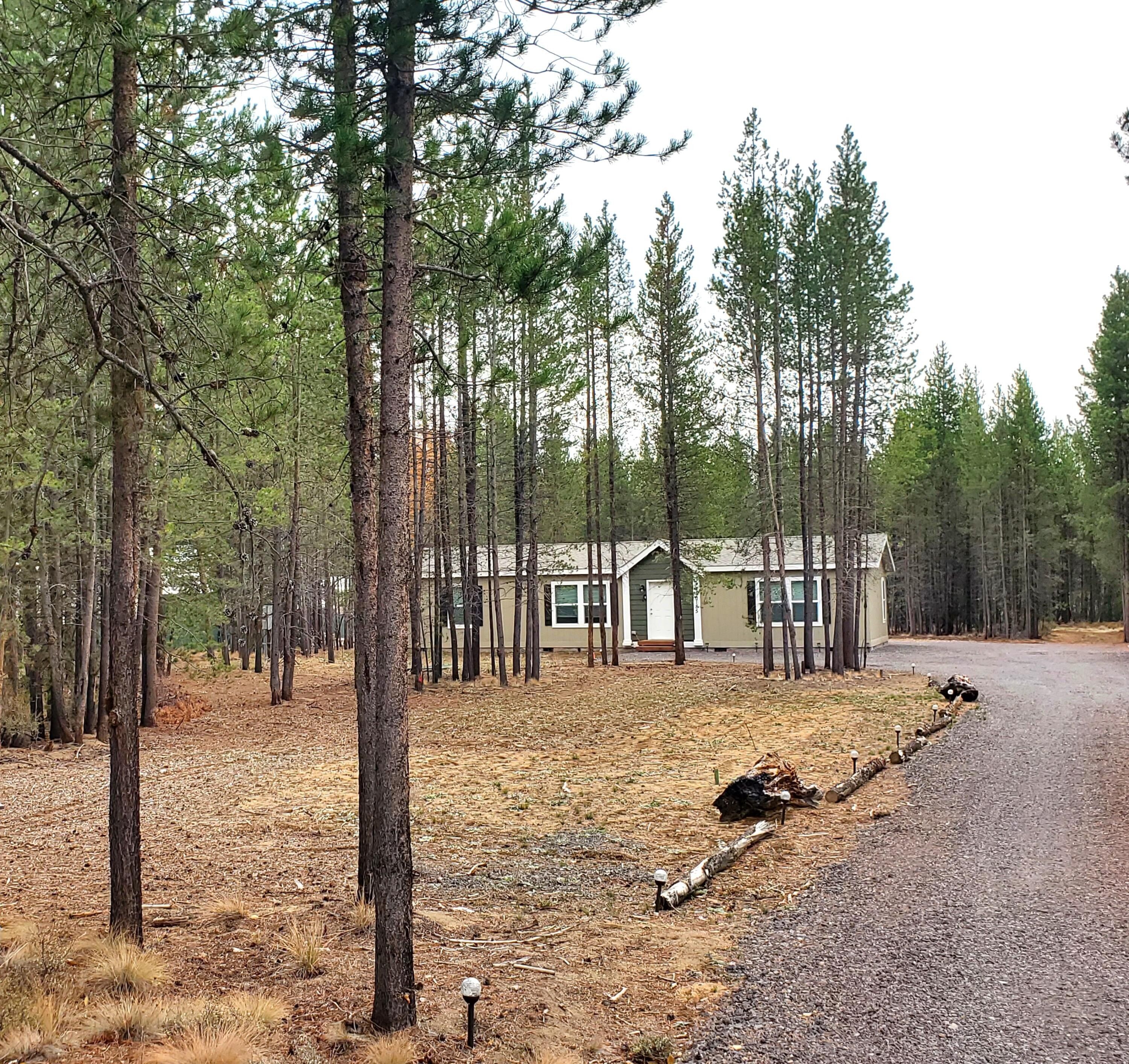 16185 South Drive. La Pine, OR 97739