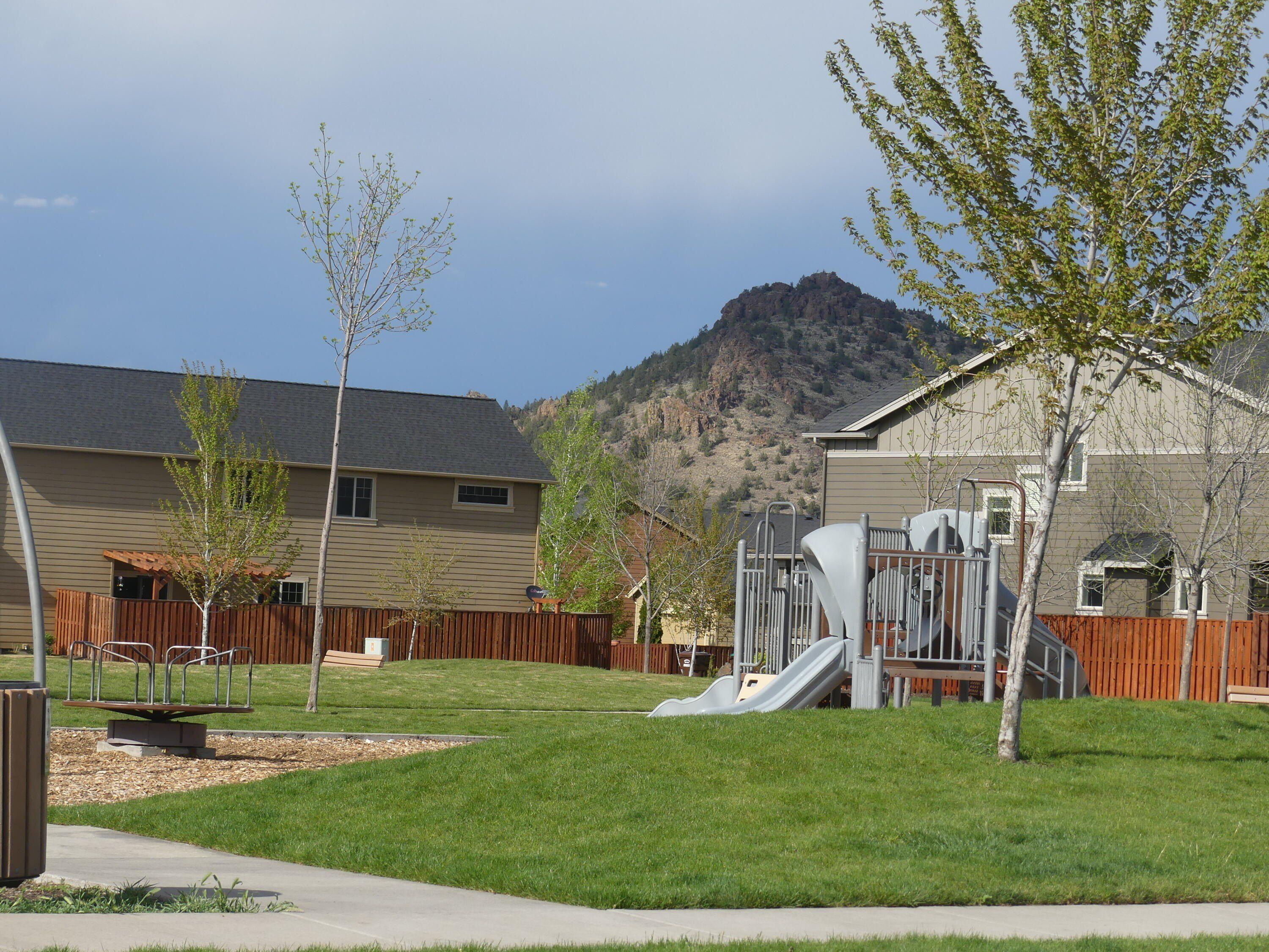 1446 Ne Whistle Way. Prineville, OR 97754