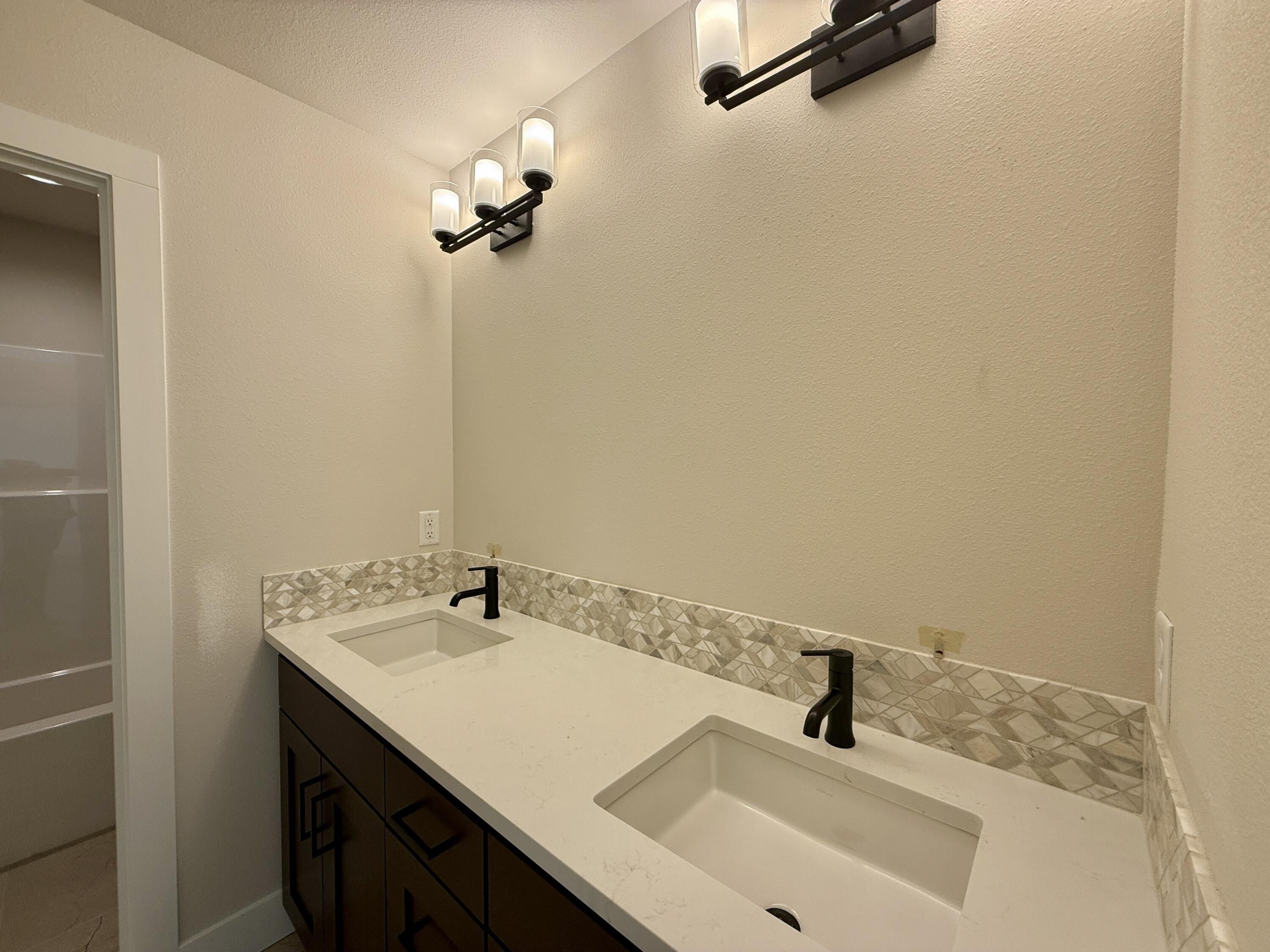 61429 Se Daybreak Court. Bend, OR 97702