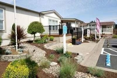 1000 Mckern Court. Newberg, OR 97132
