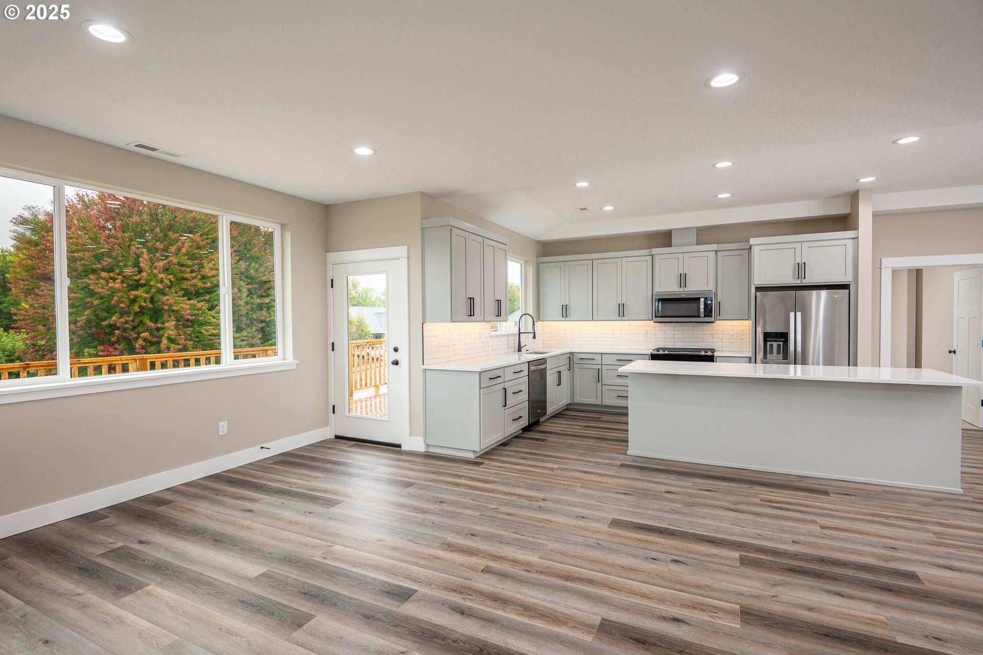 150 Wil Way. Winston, OR 97496