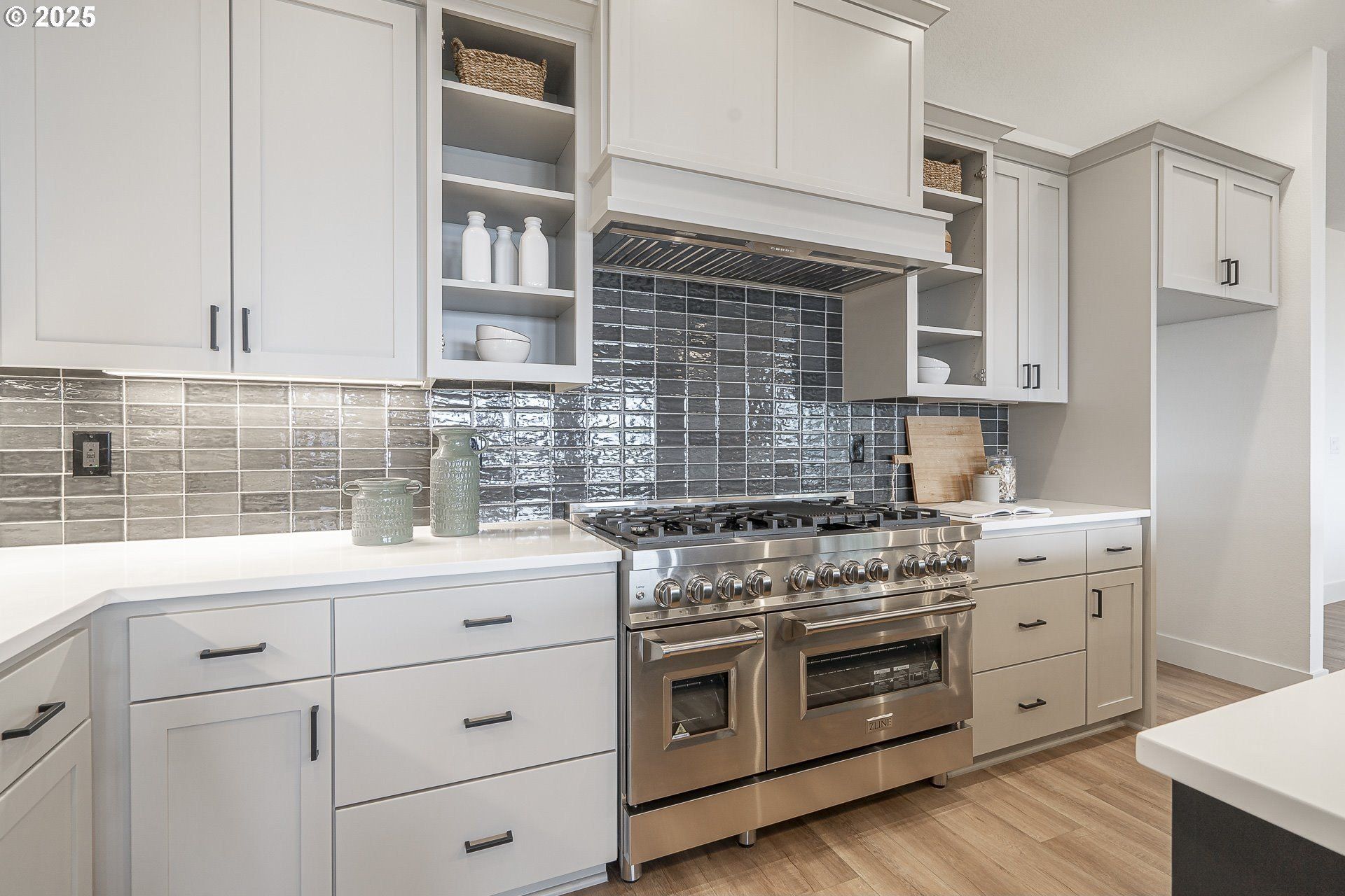 1332 S Woodbine Rd. West Linn, OR 97068