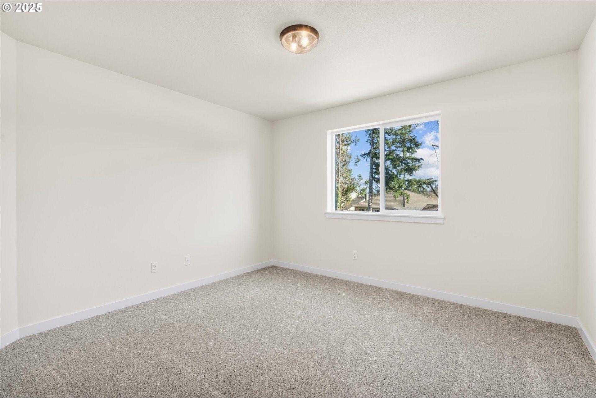 6309 Se Chloe Rose Way. Milwaukie, OR 97267