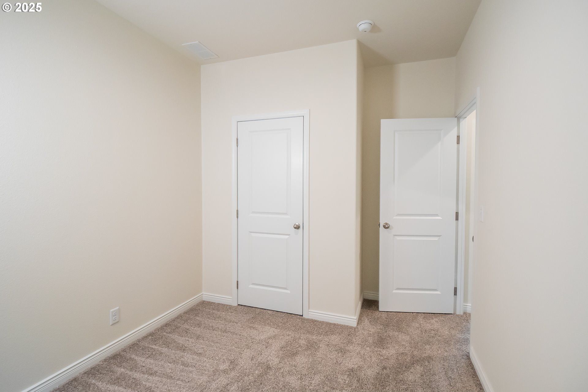 42276 Winberry Creek Rd. Fall Creek, OR 97438