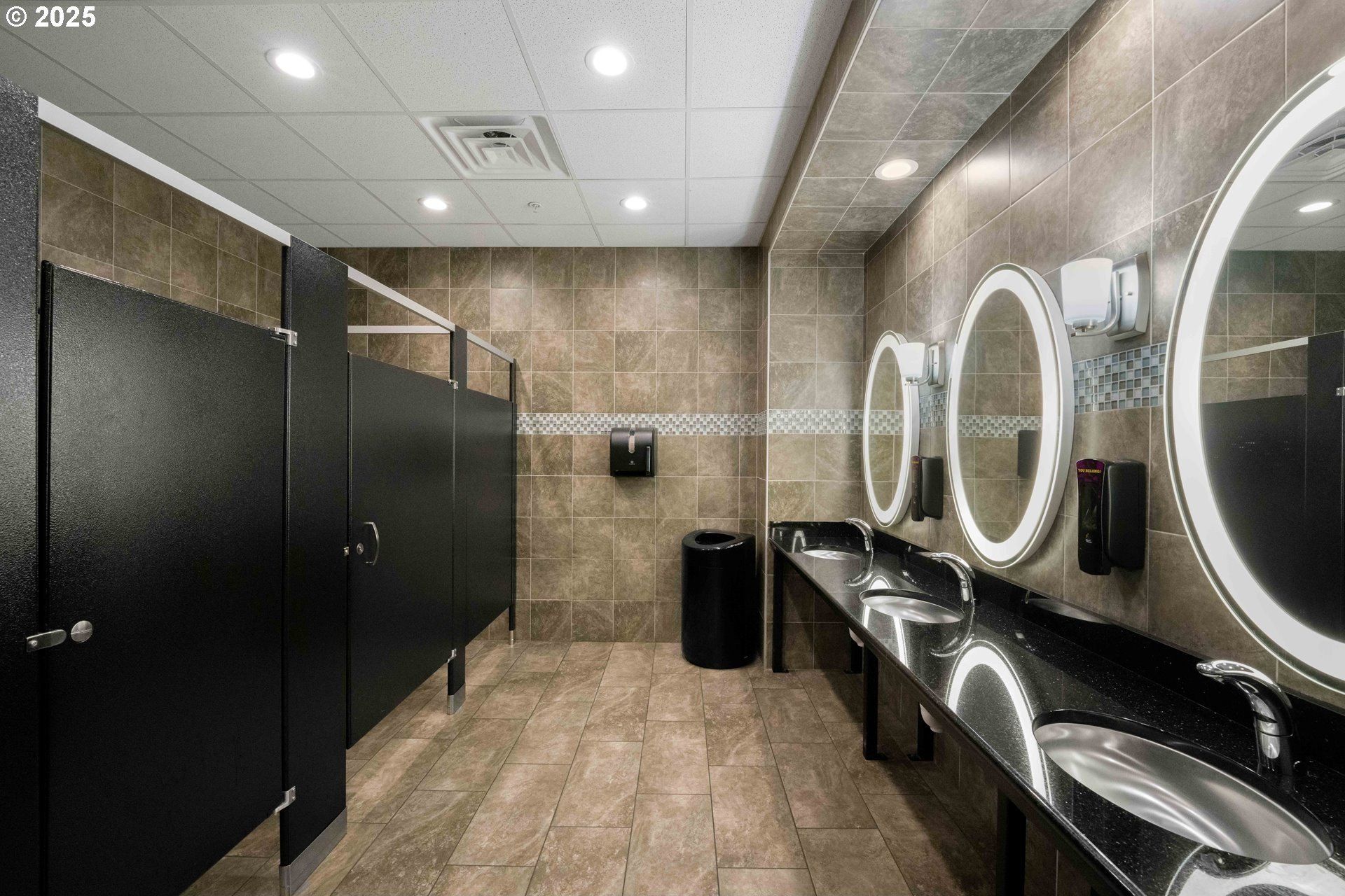 1236 Teakwood Ave. Coos Bay, OR 97420