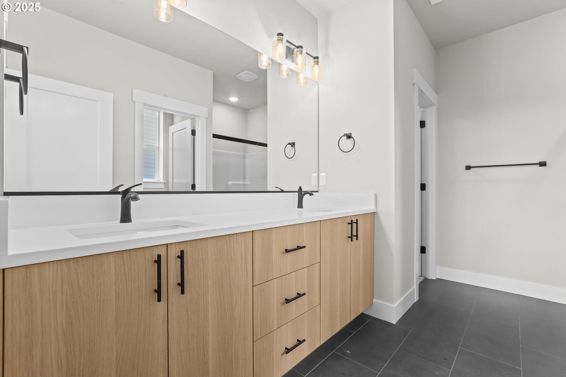 2638 Ne Justus Ave Unit 26. Estacada, OR 97023