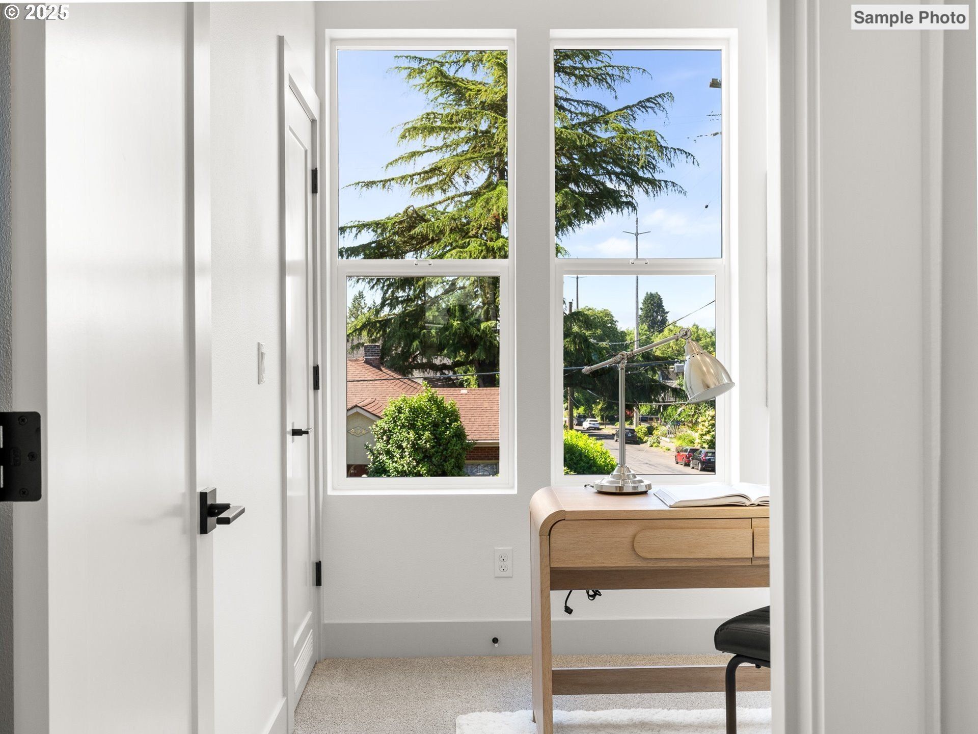 205 Ne Going St Unit 2. Portland, OR 97211