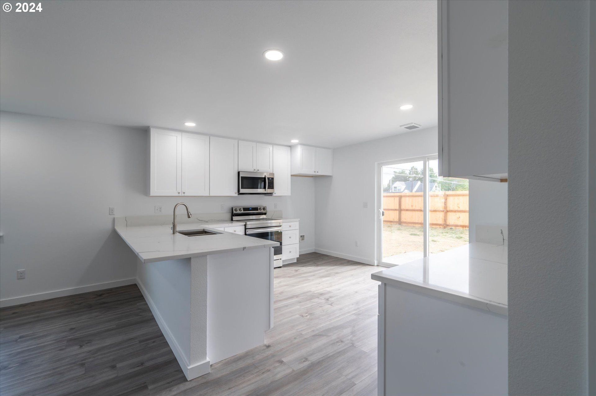 1105 Baltimore Ave Se. Bandon, OR 97411