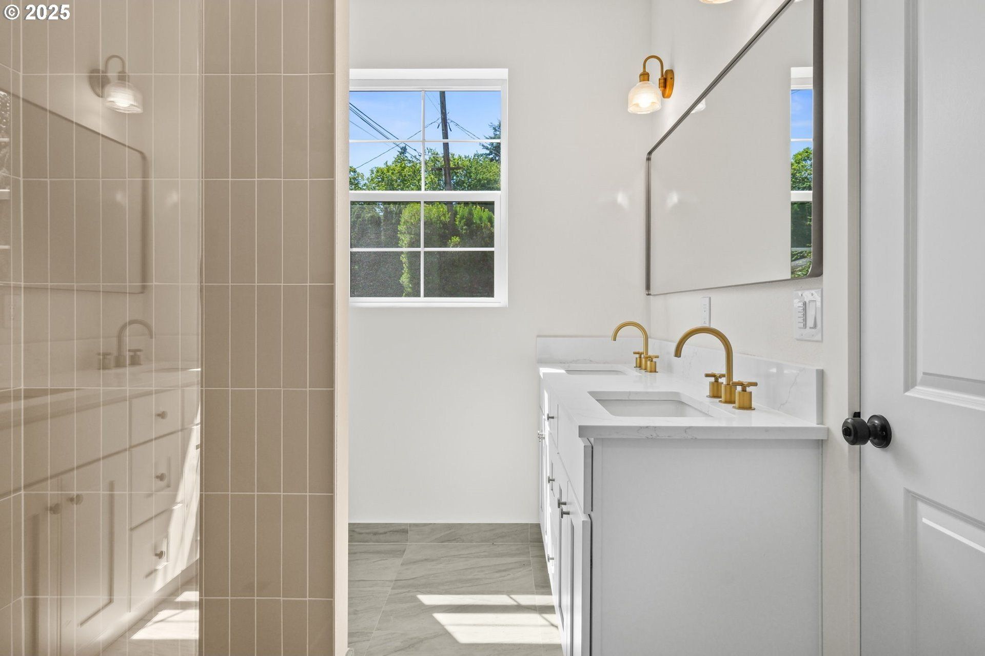 10236 Ne Beech St. Portland, OR 97220