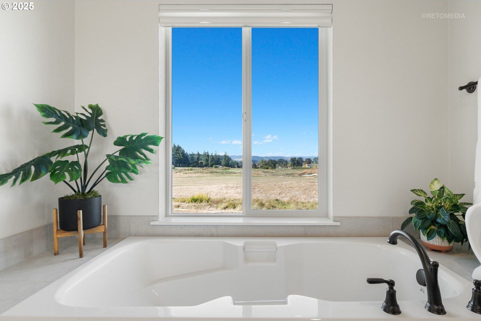 12305 Sw Silvertip St. Beaverton, OR 97007