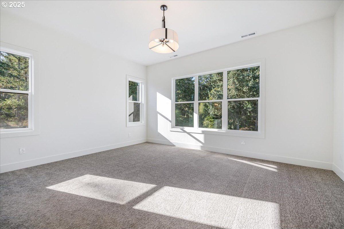 7168 Se Eola Hills Rd. Amity, OR 97101