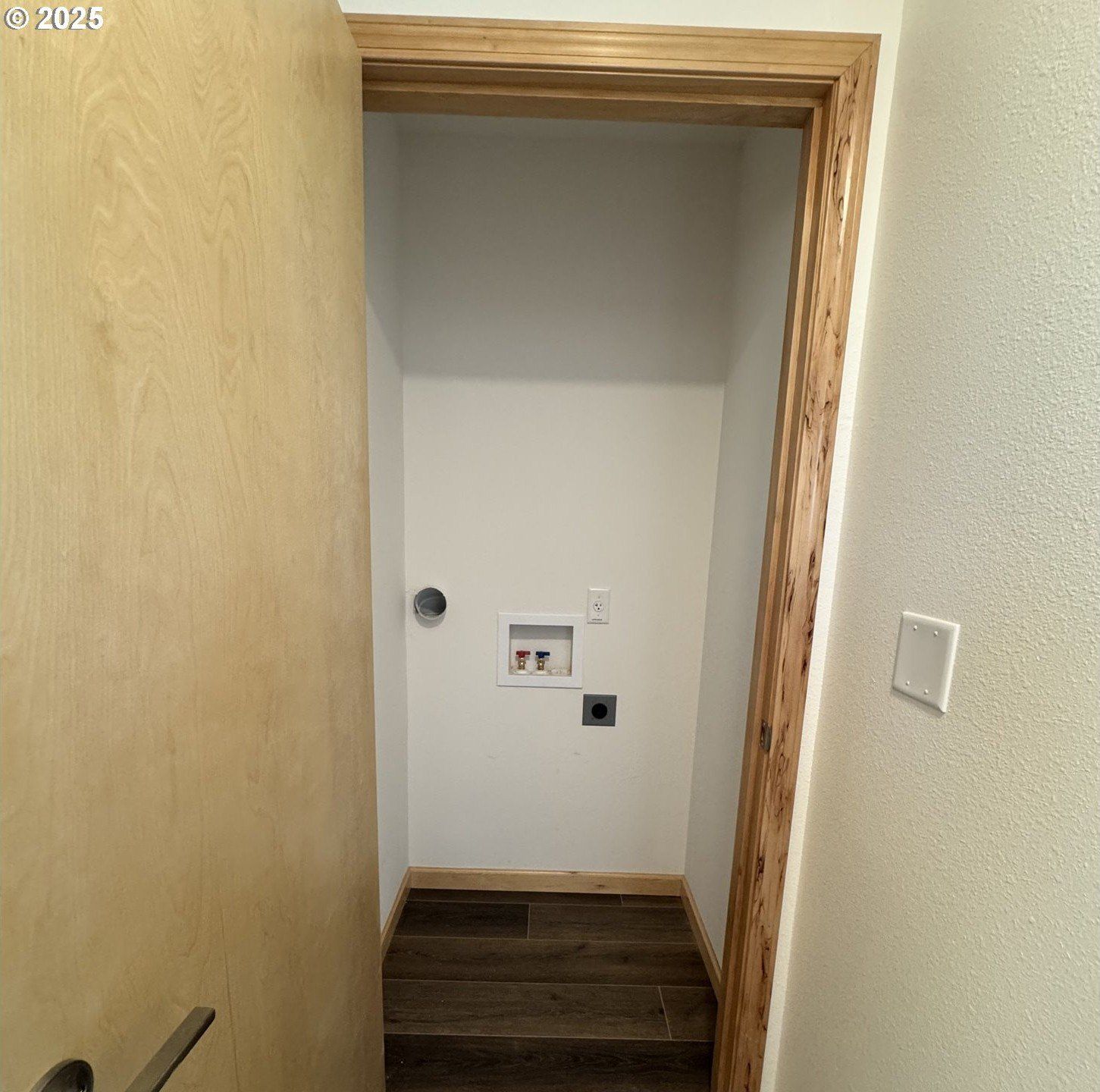 5272 Forest Ln. Eugene, OR 97402