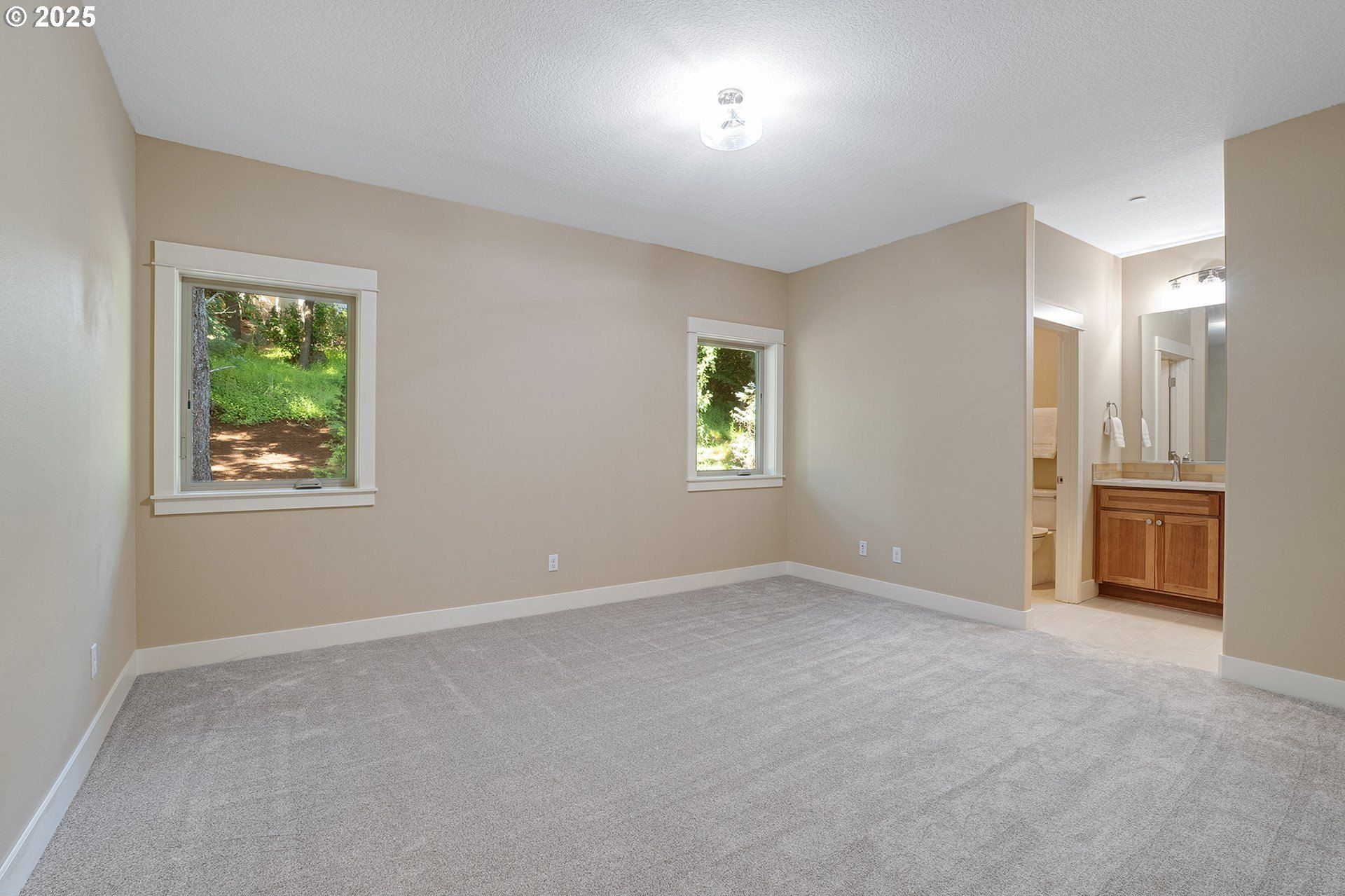 14 Juarez St. Lake Oswego, OR 97035