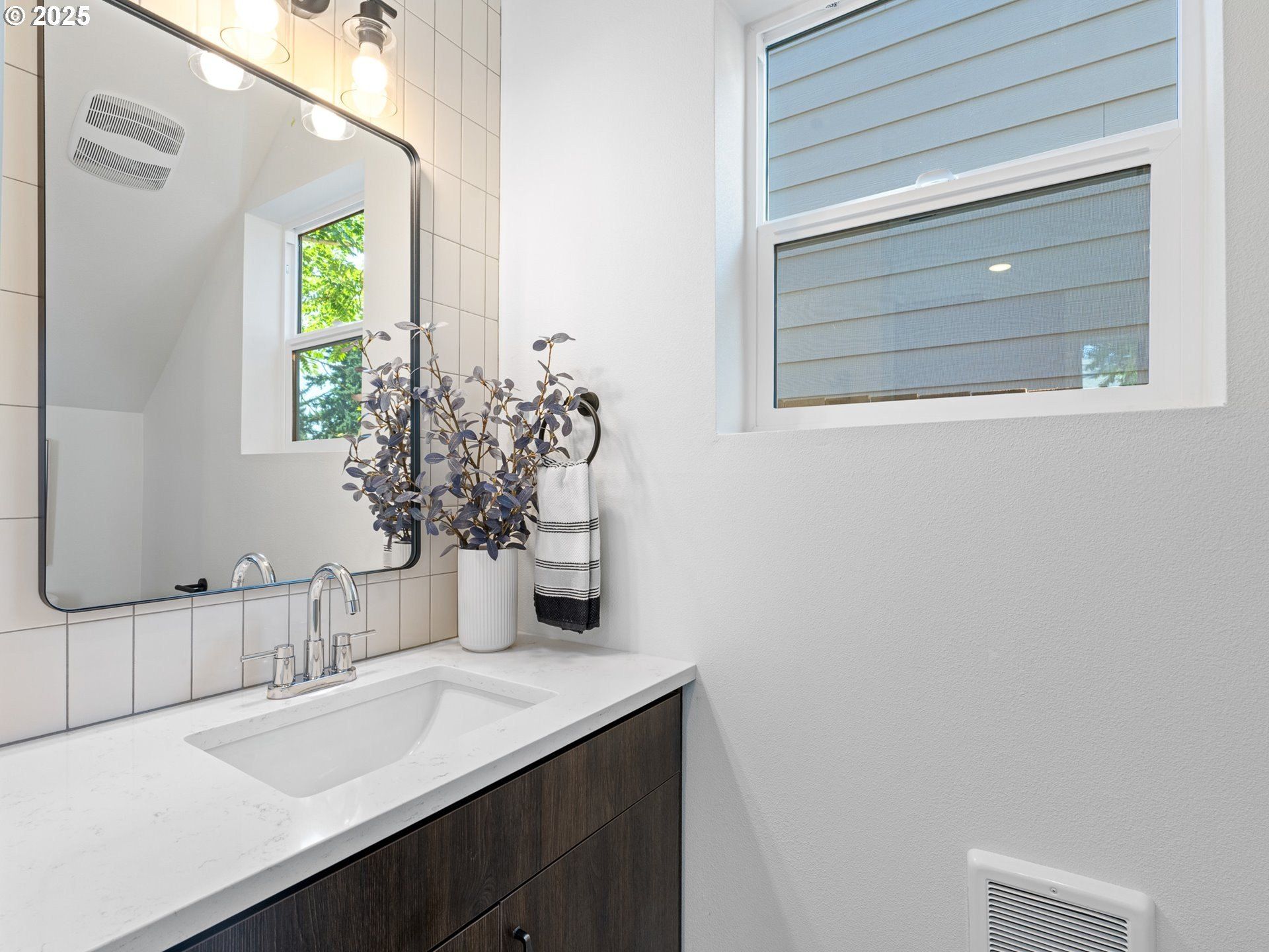 3246 Se 115Th Ave. Portland, OR 97266