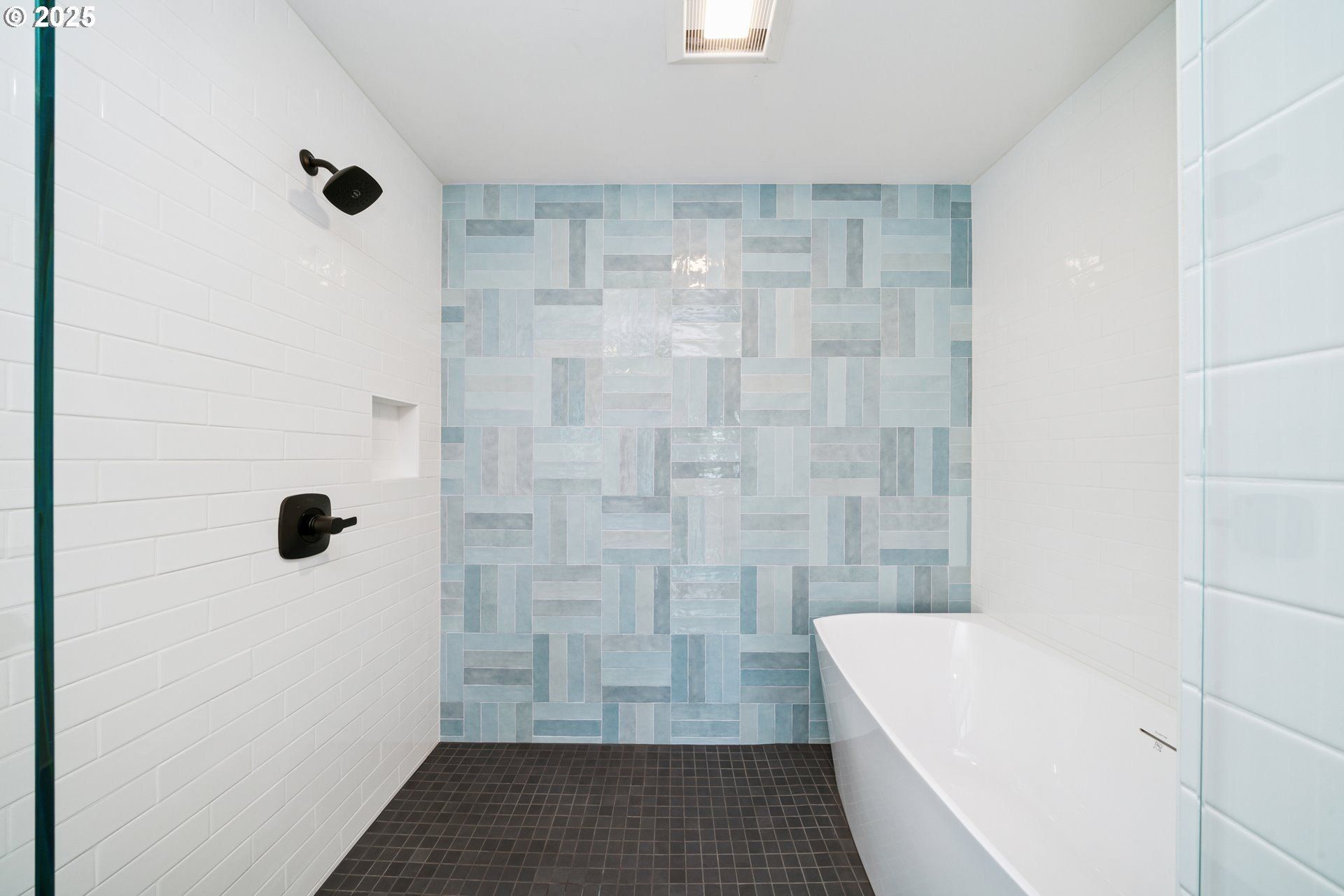 42 Washington St. Rockaway Beach, OR 97136