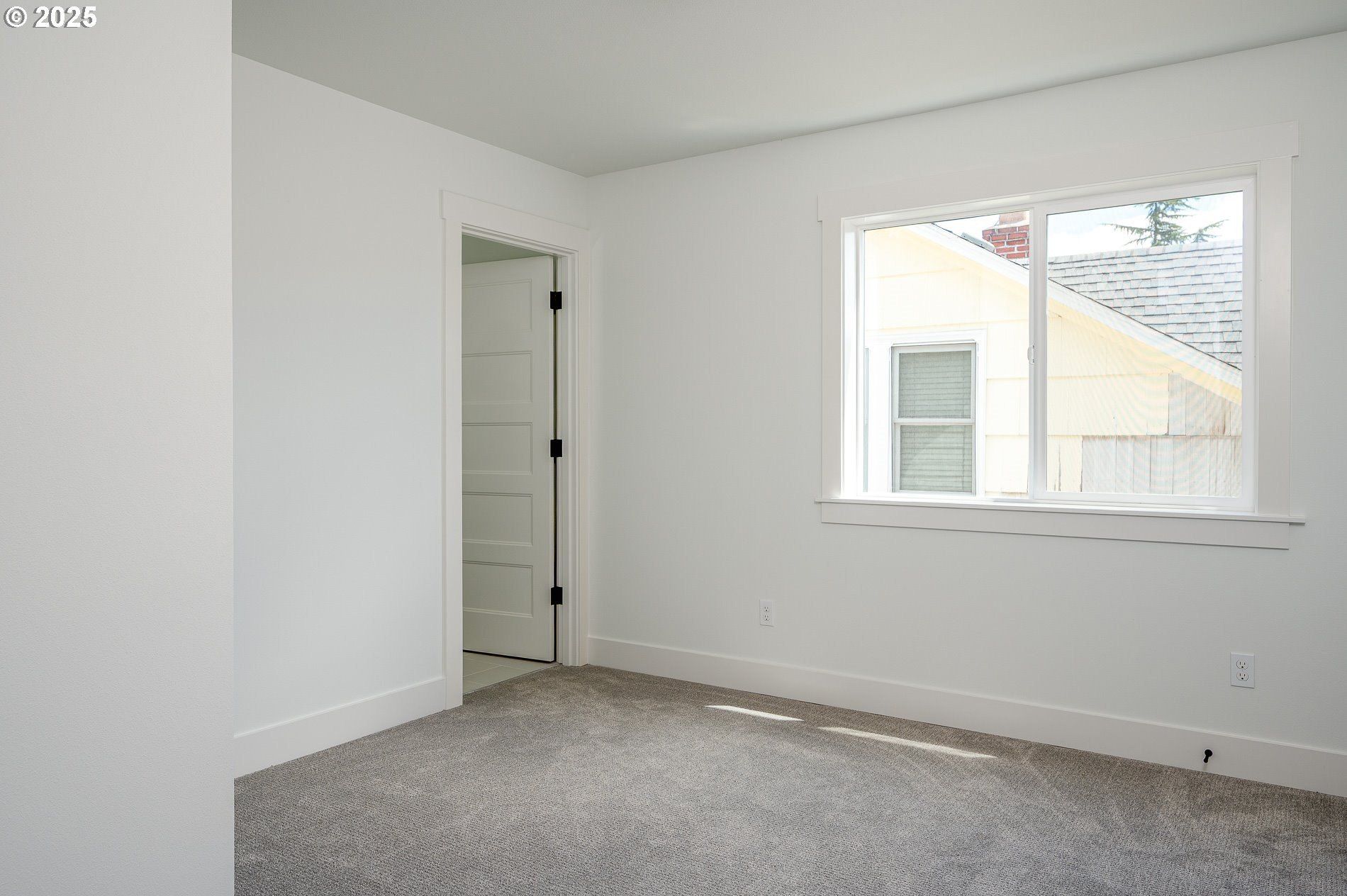 8352 Ne Holladay St. Portland, OR 97220