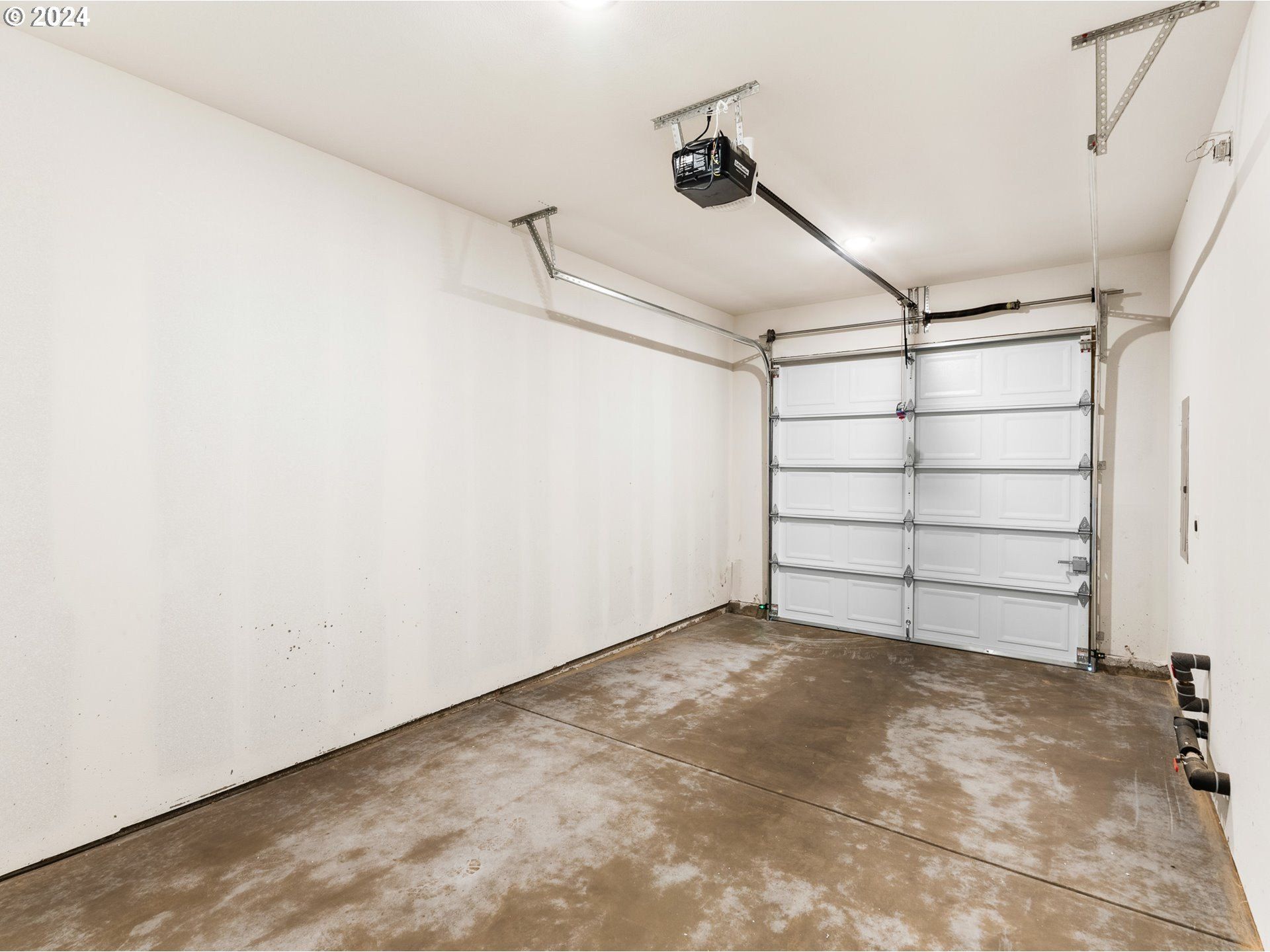 331 Se Jetty Ave. Lincoln City, OR 97367